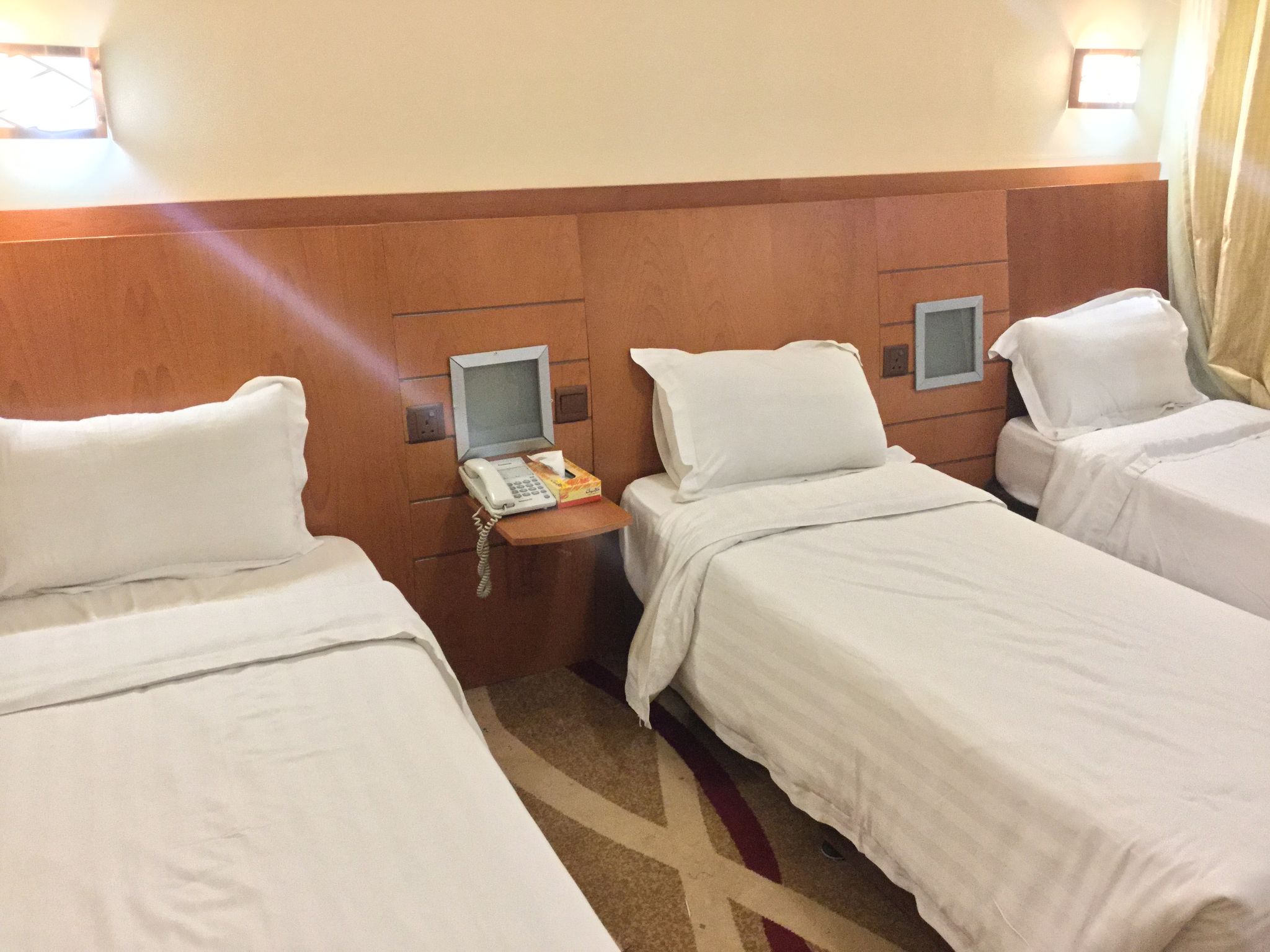 Al Maqam Housing Center