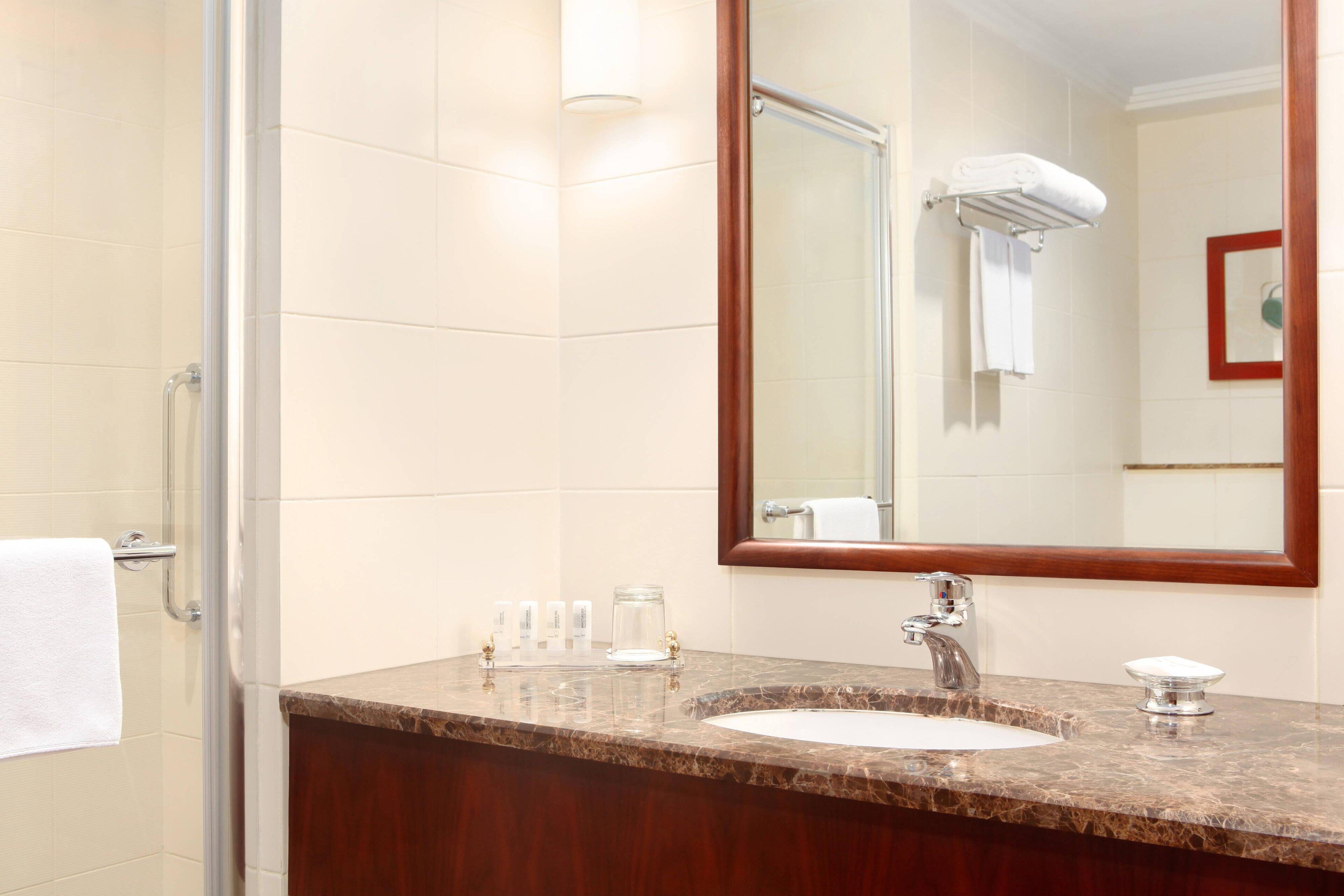Le Meridien Towers