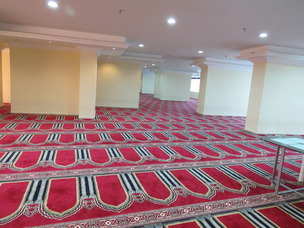 Luluat Muaz Hotel