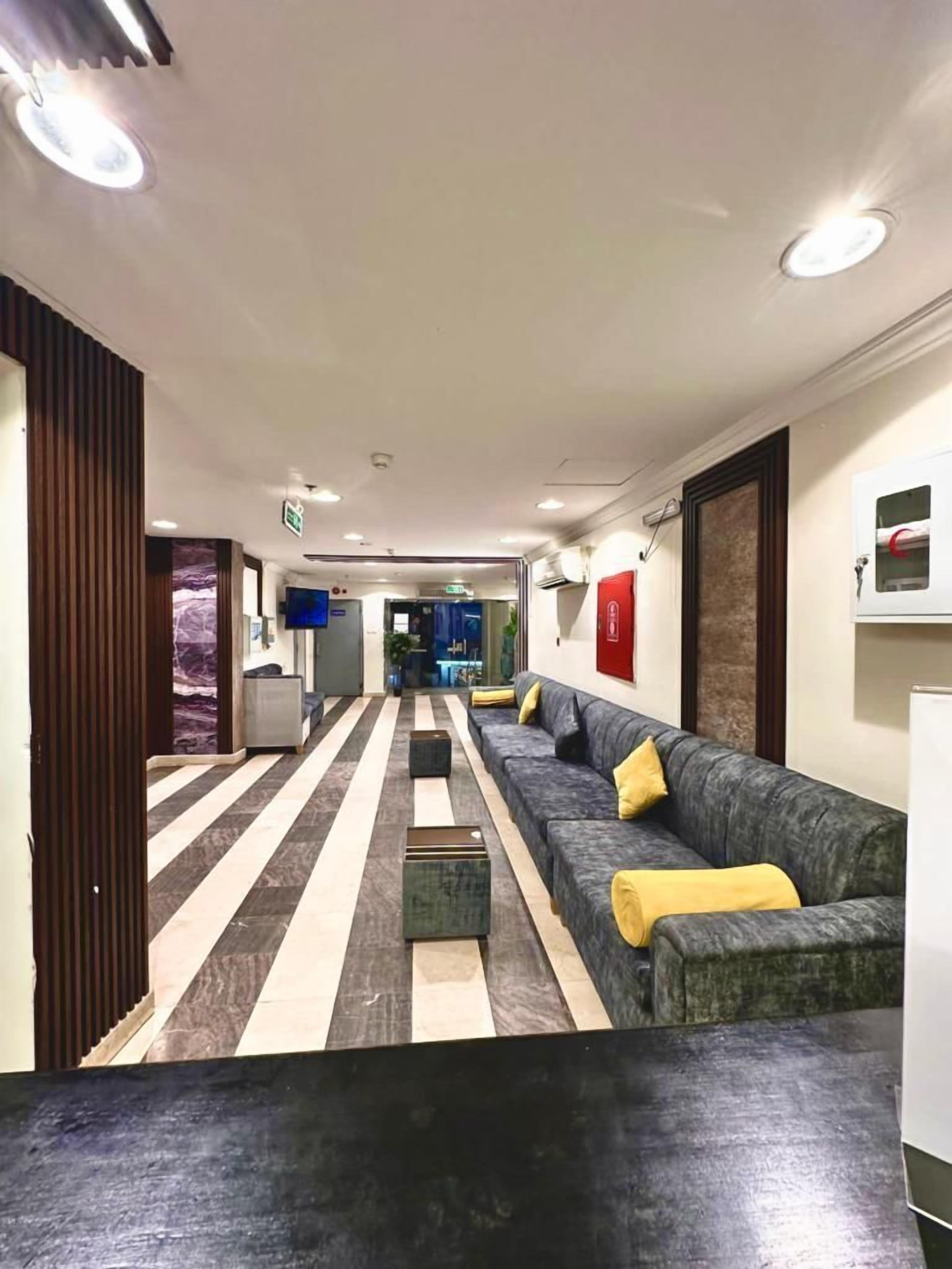 Shumukh Al Shula Hotel