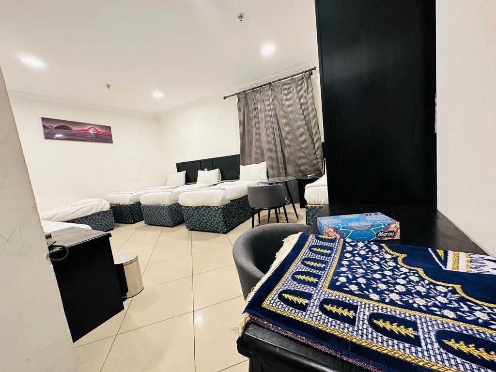 Shumukh Al Shula Hotel