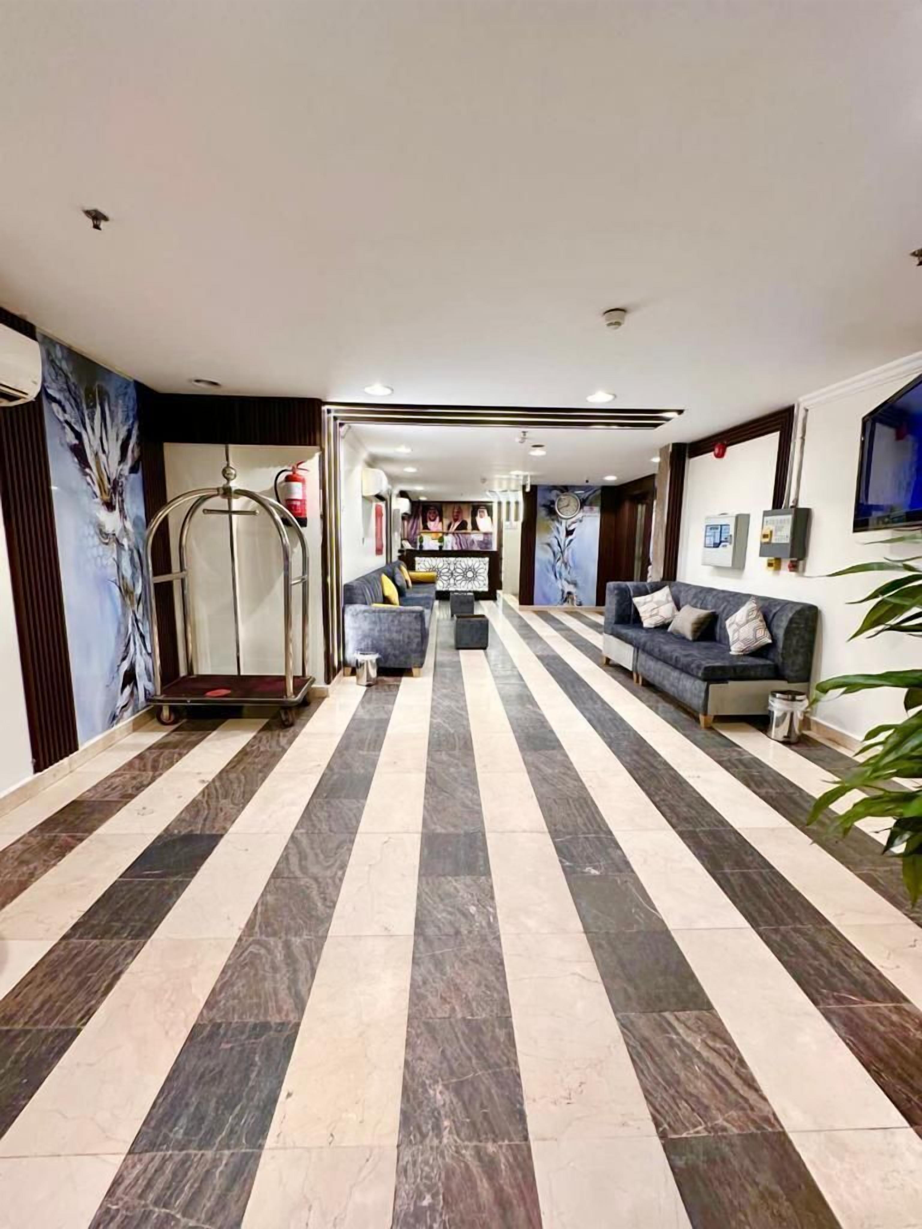 Shumukh Al Shula Hotel