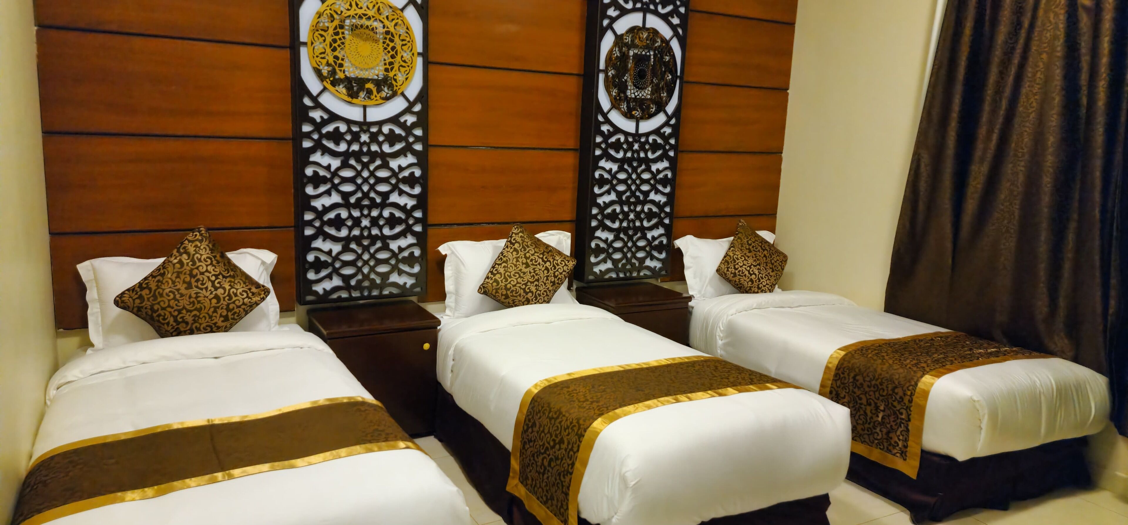 Beat salsbil hotel