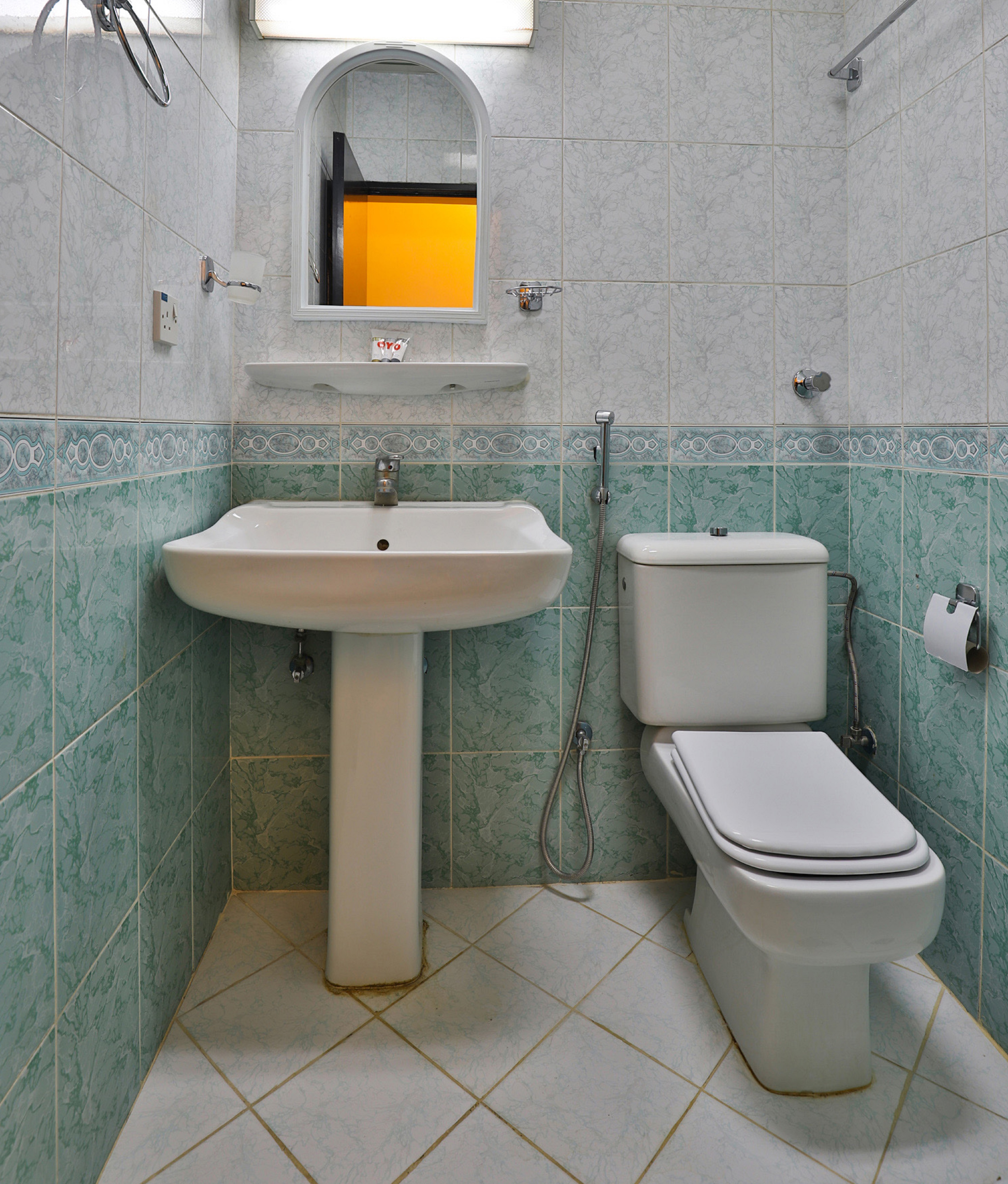 Al Hamra Palace Al Aswaq By OYO Rooms