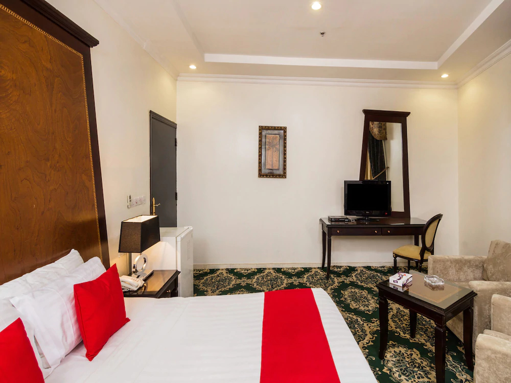 Al Hamra Palace Al Jawazat Branch by OYO Rooms