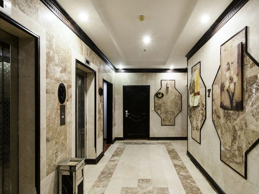 Al Hamra Palace Al Jawazat Branch by OYO Rooms