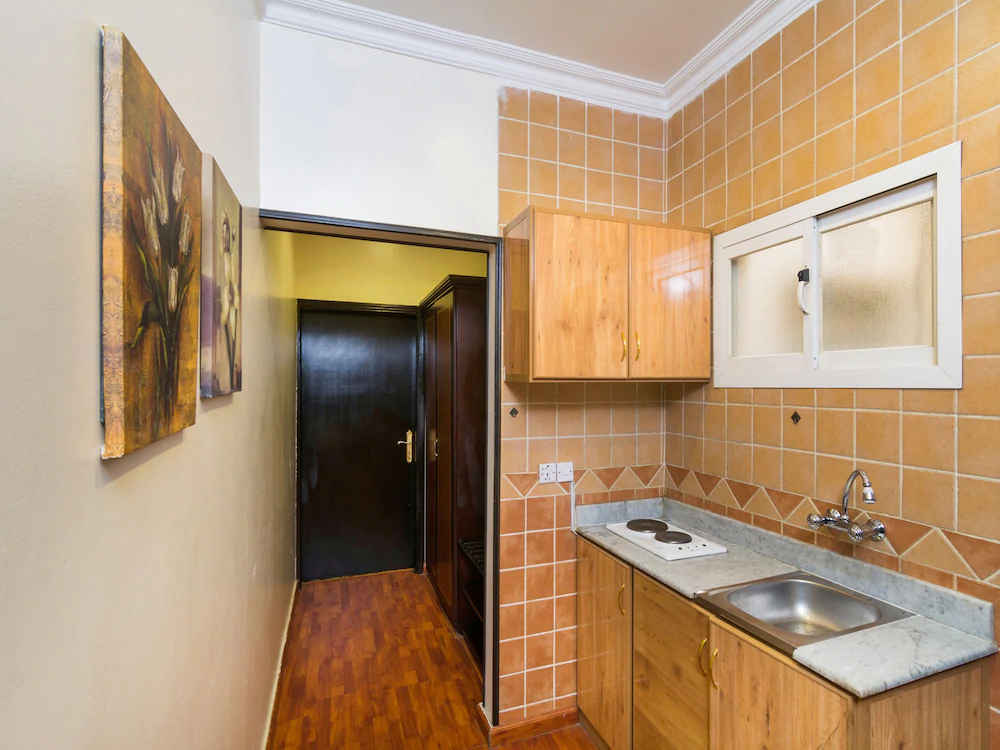 Al Hamra Palace Al Jawazat Branch by OYO Rooms