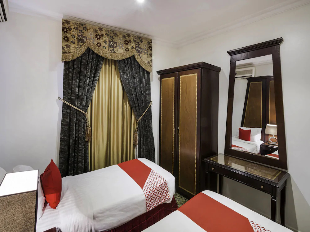 Al Hamra Palace Al Jawazat Branch by OYO Rooms