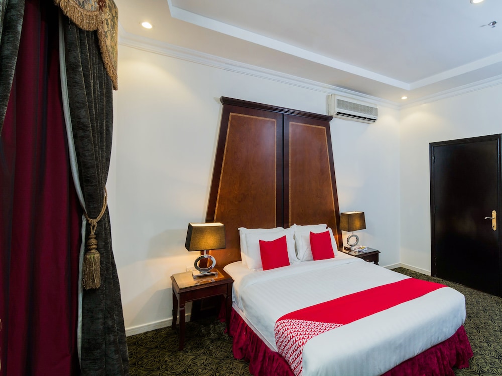 Al Hamra Palace Al Jawazat Branch by OYO Rooms