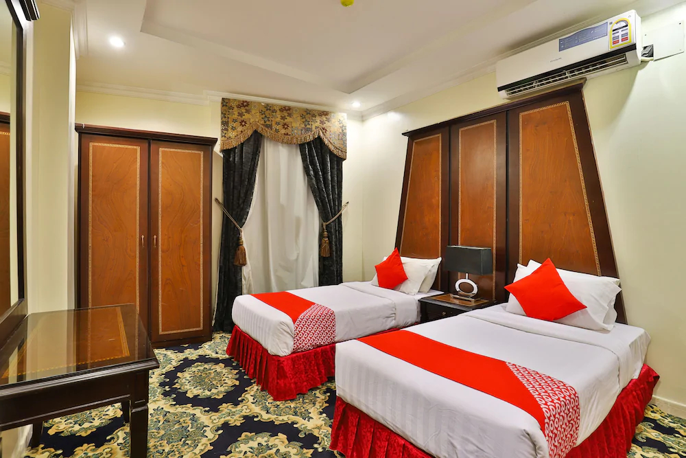 Al Hamra Palace Al Jawazat Branch by OYO Rooms