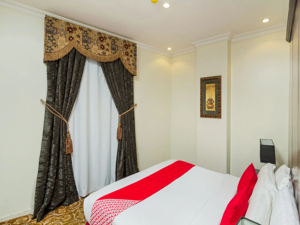 Al Hamra Palace Al Jawazat Branch by OYO Rooms