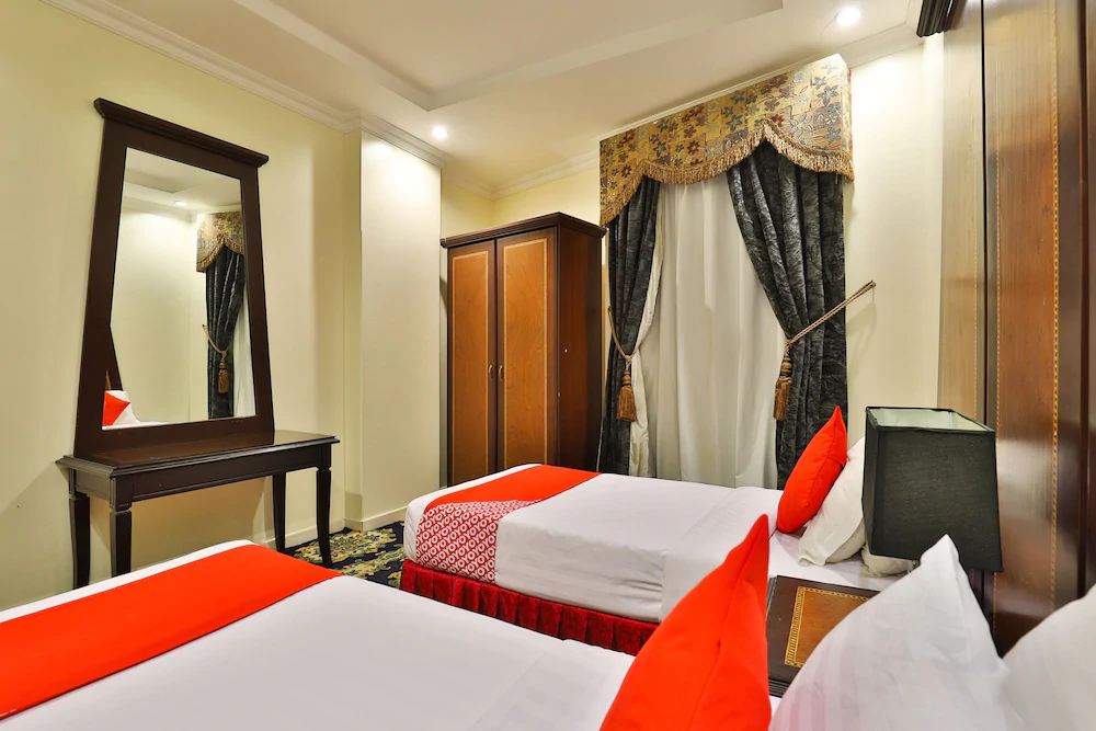 Al Hamra Palace Al Jawazat Branch by OYO Rooms