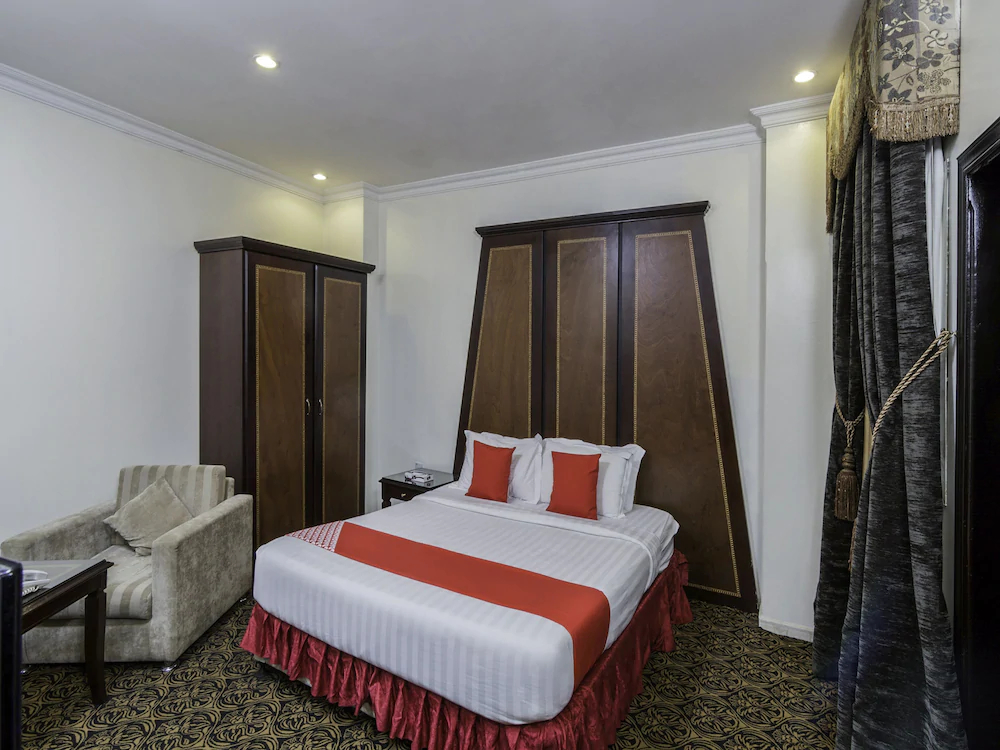 Al Hamra Palace Al Jawazat Branch by OYO Rooms