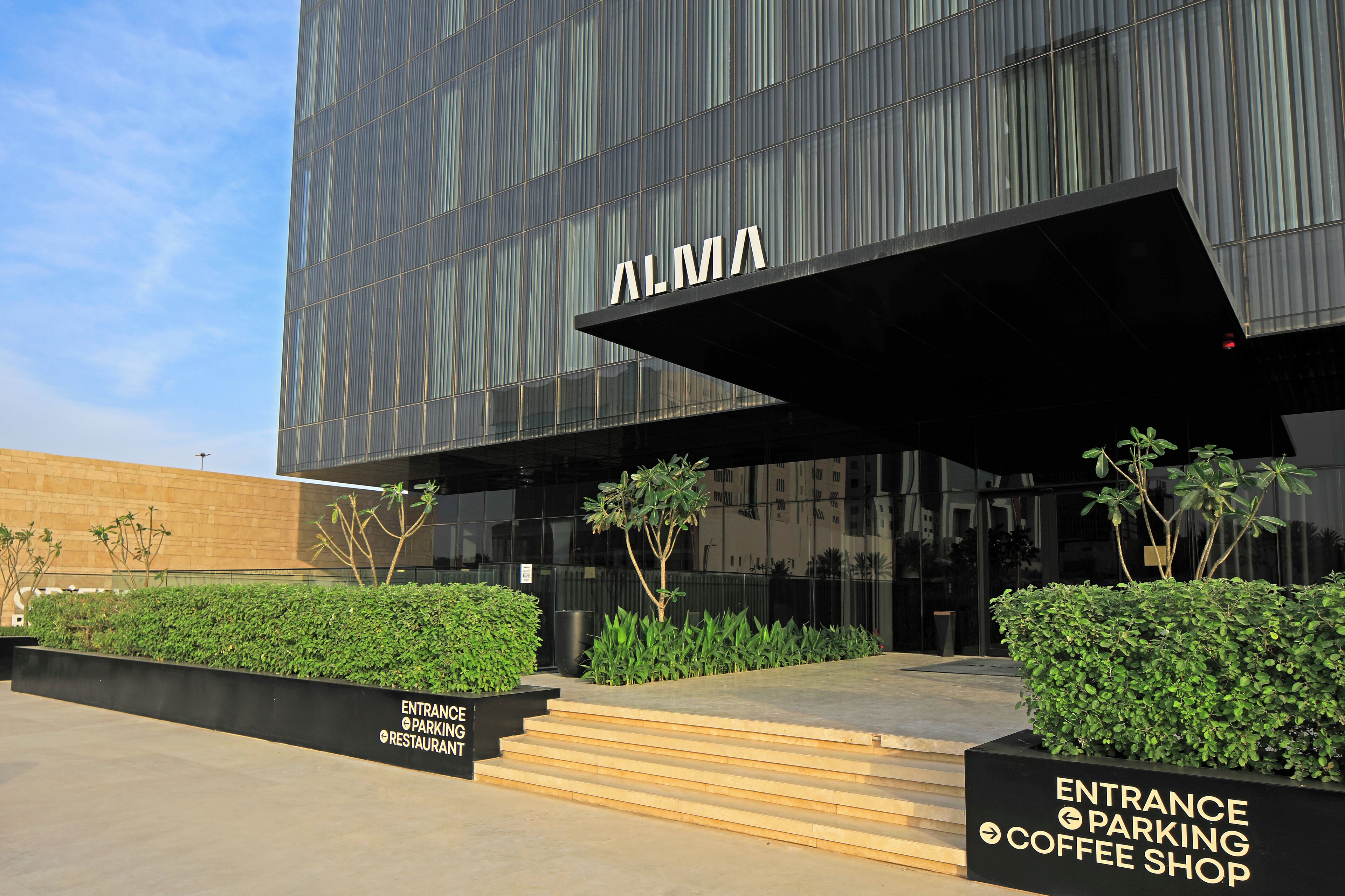 Alma Hotel