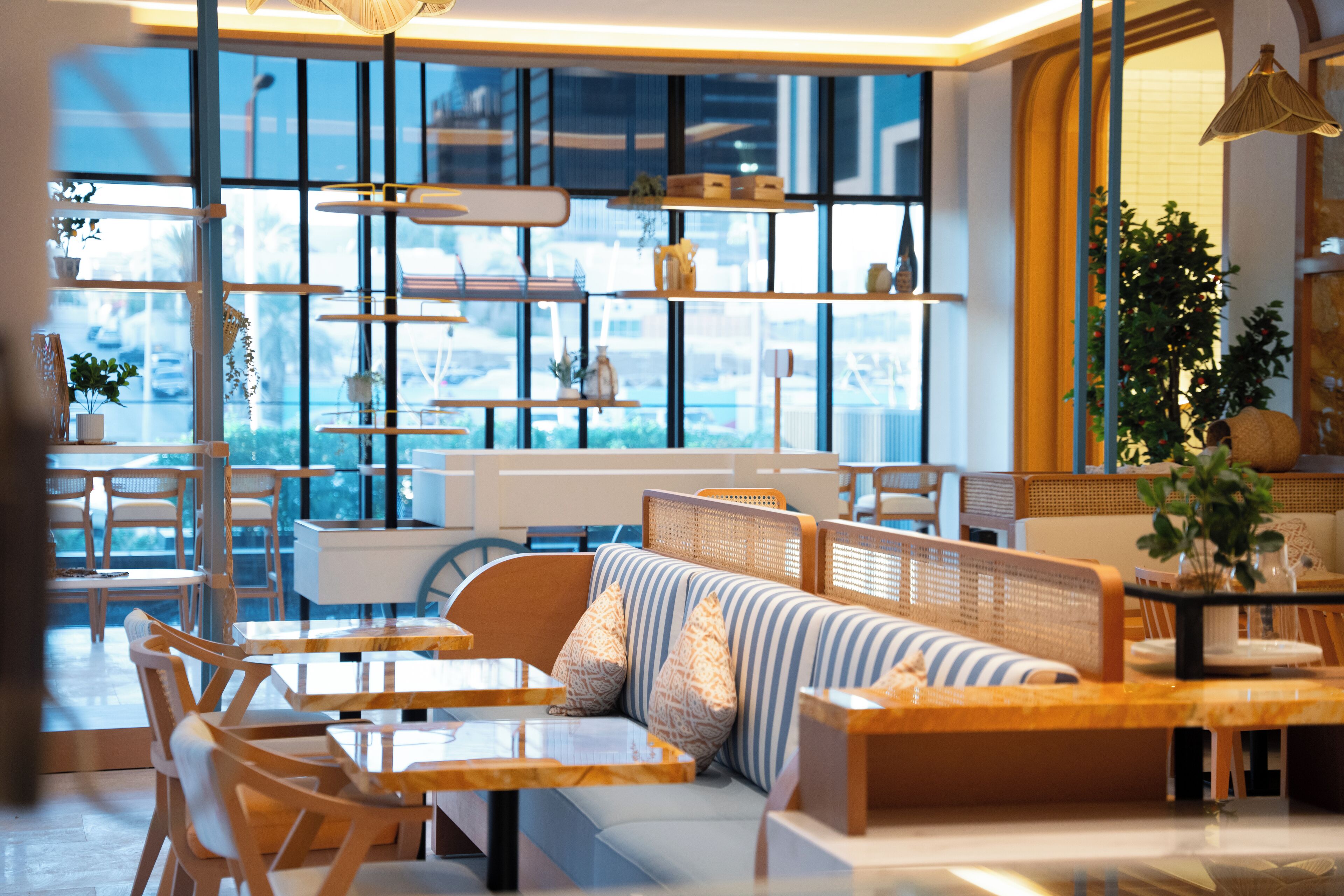 Alma Hotel