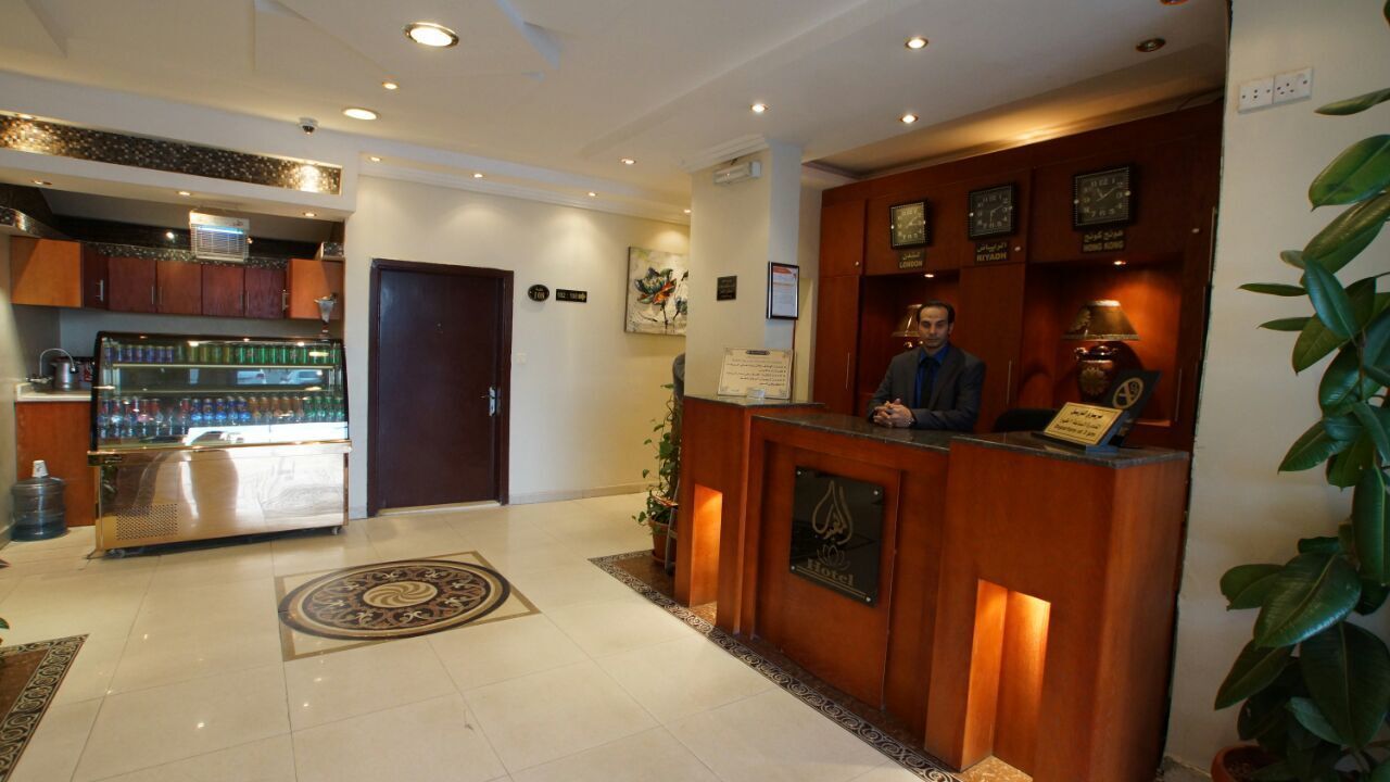 Almuhaidb Al-Suwaidi 24