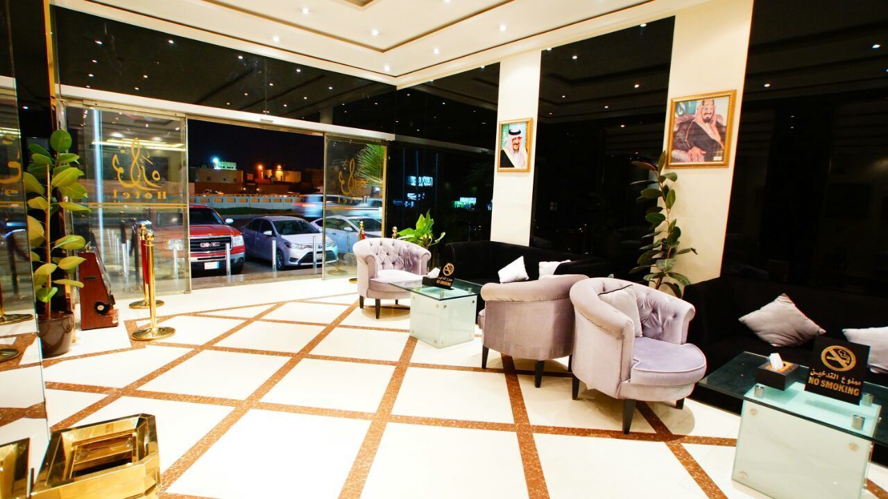 Almuhaidb Al-Suwaidi 24