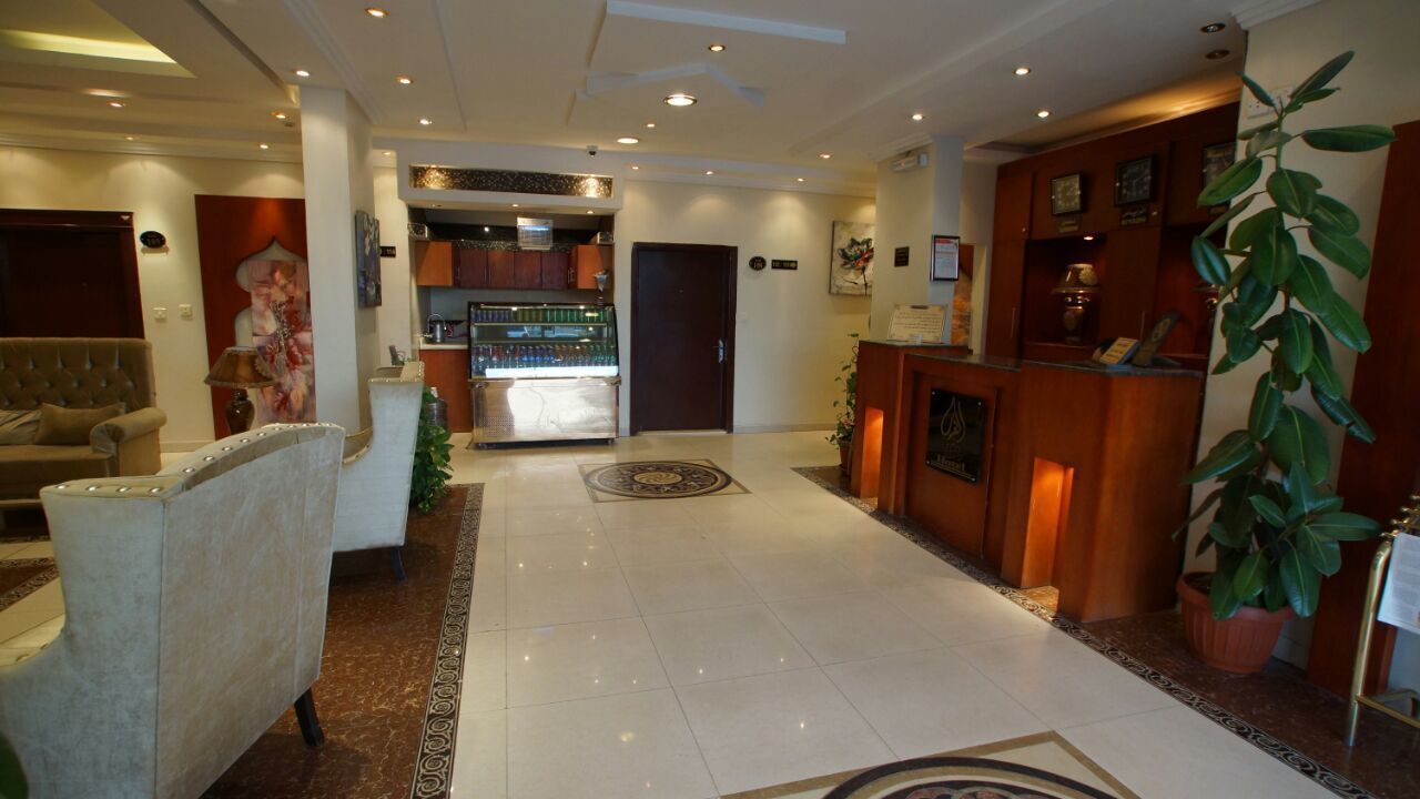 Almuhaidb Al-Suwaidi 24
