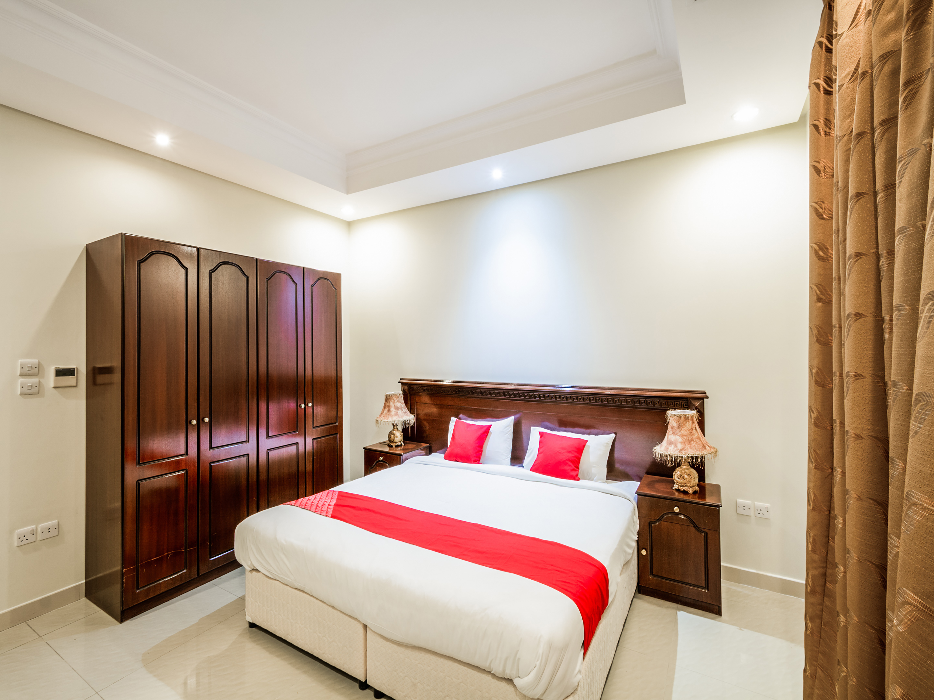 Brzeen Hotel by OYO Rooms