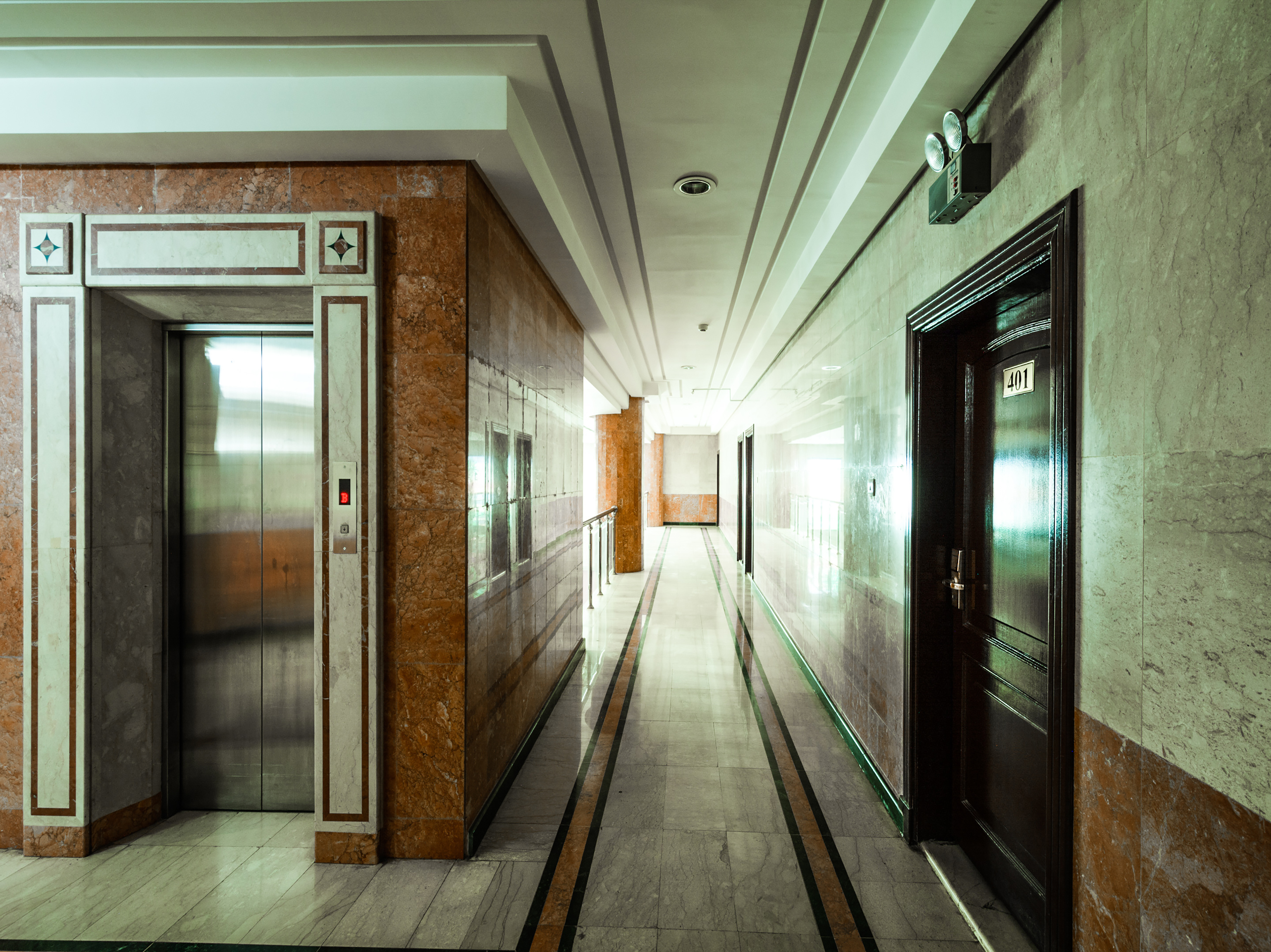 Brzeen Hotel by OYO Rooms