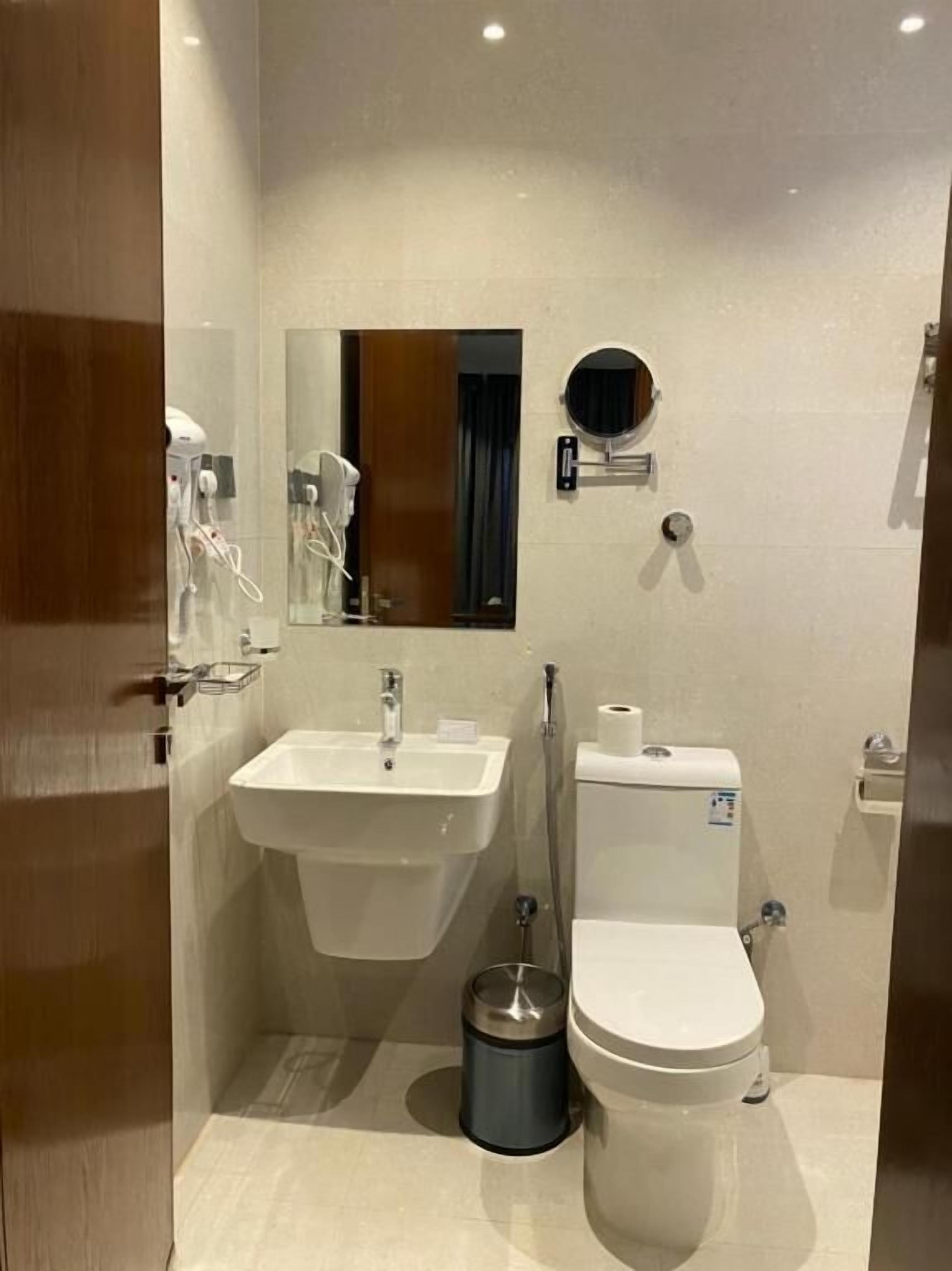 Celine Home Hotel Tawiq
