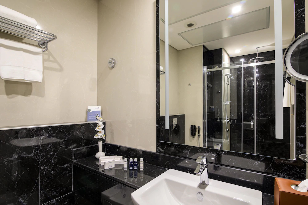 Cristal Amaken Hotel