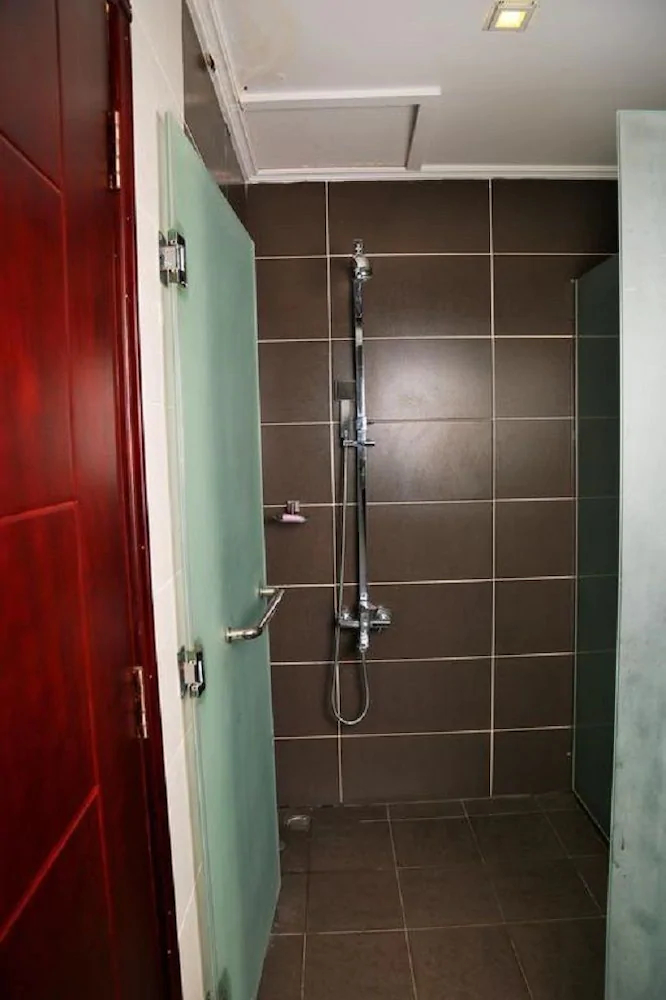 Dar Hashim Hotel Apartments Al Morouj