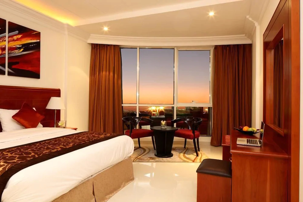 Hayatt Home Hotel