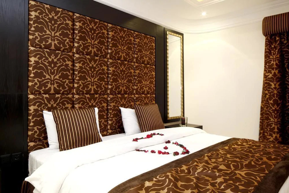 Hayatt Home Hotel