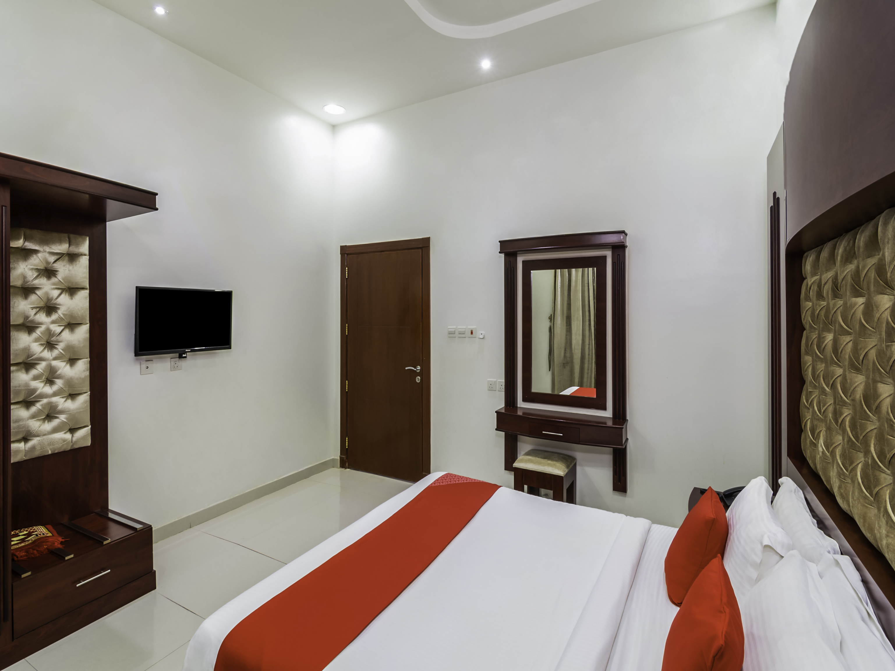 OYO 151 Al Ameria Hotel Suites