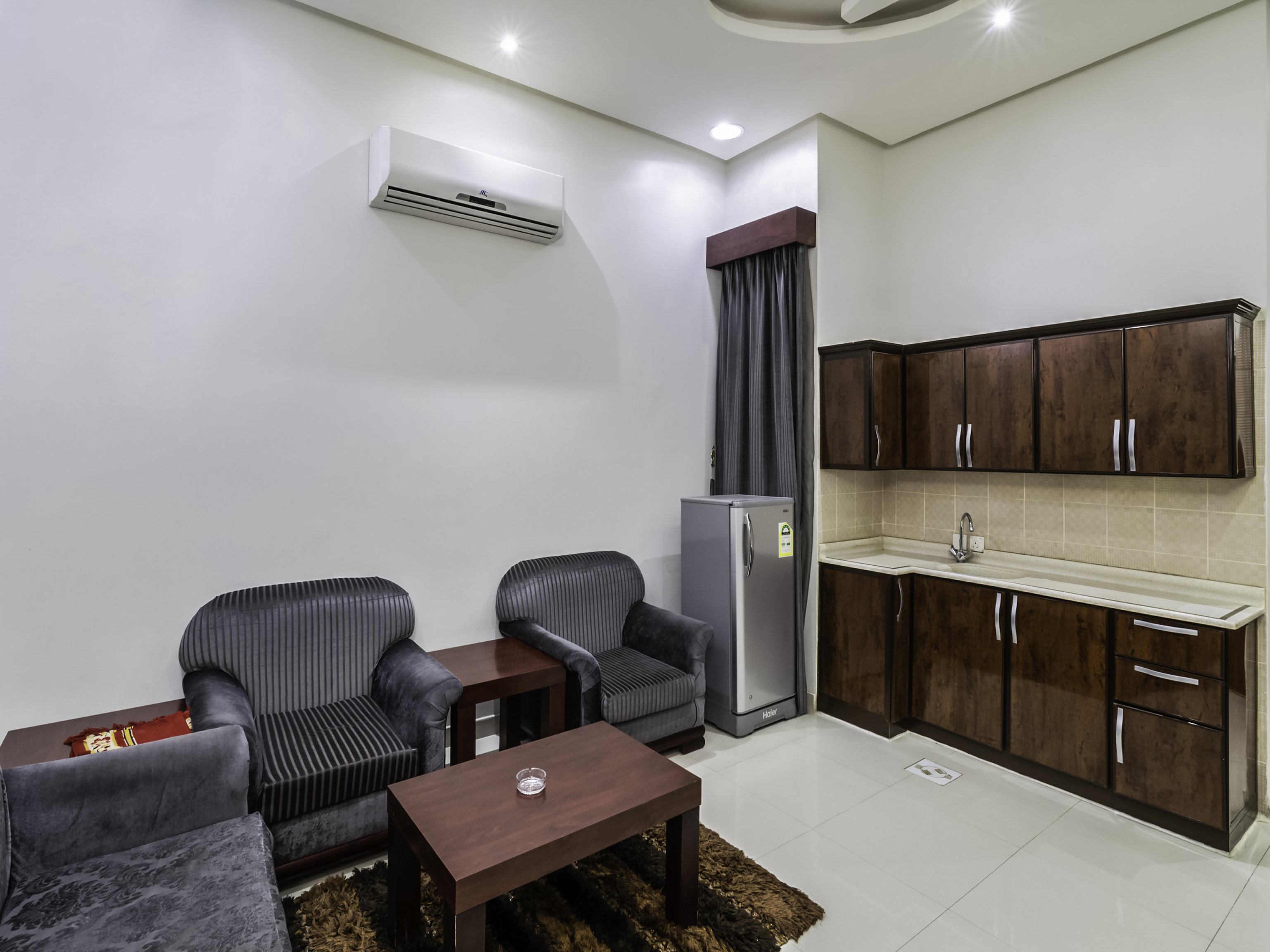 OYO 151 Al Ameria Hotel Suites