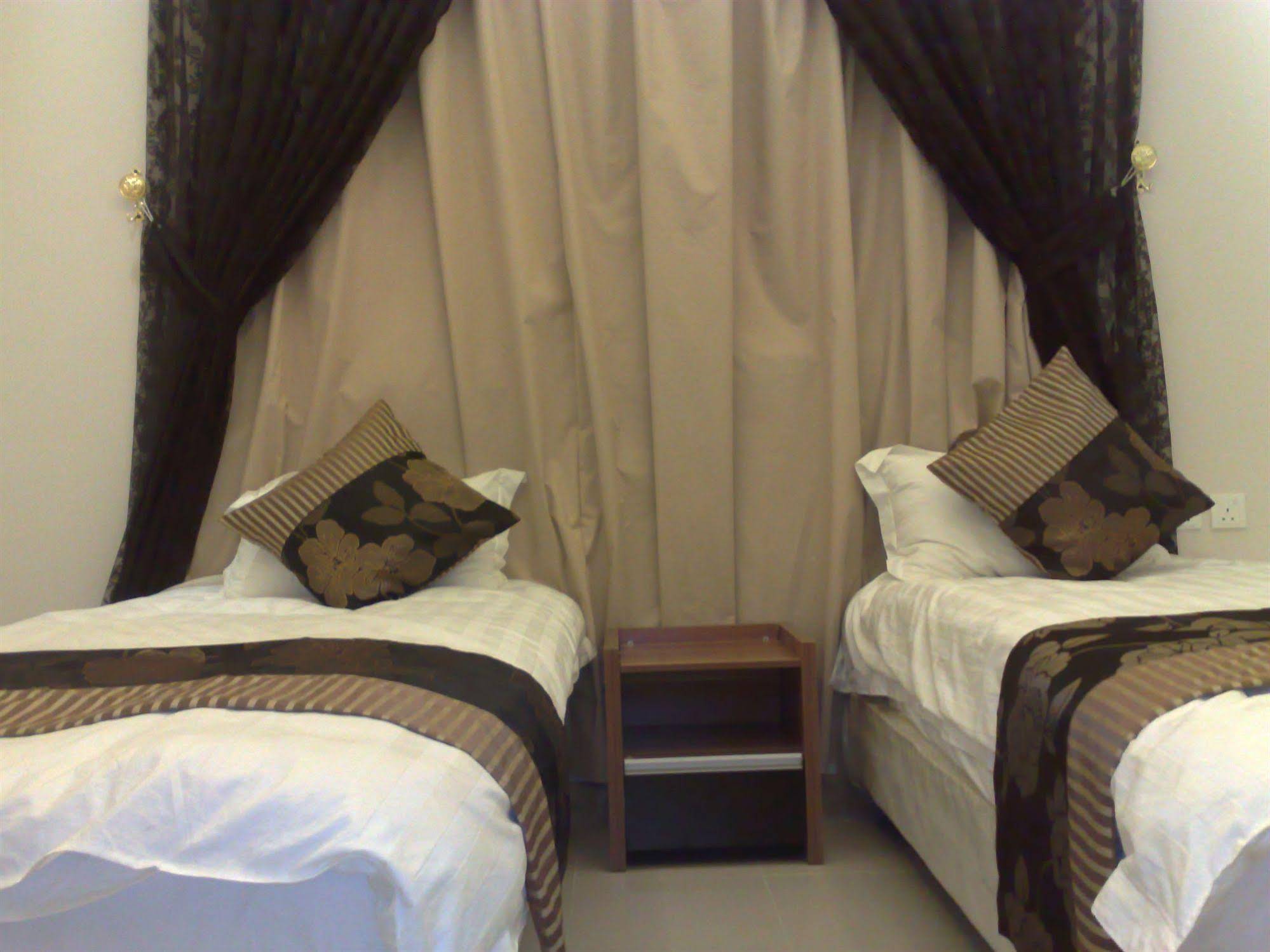 Romantic Nights Hotel Apartments