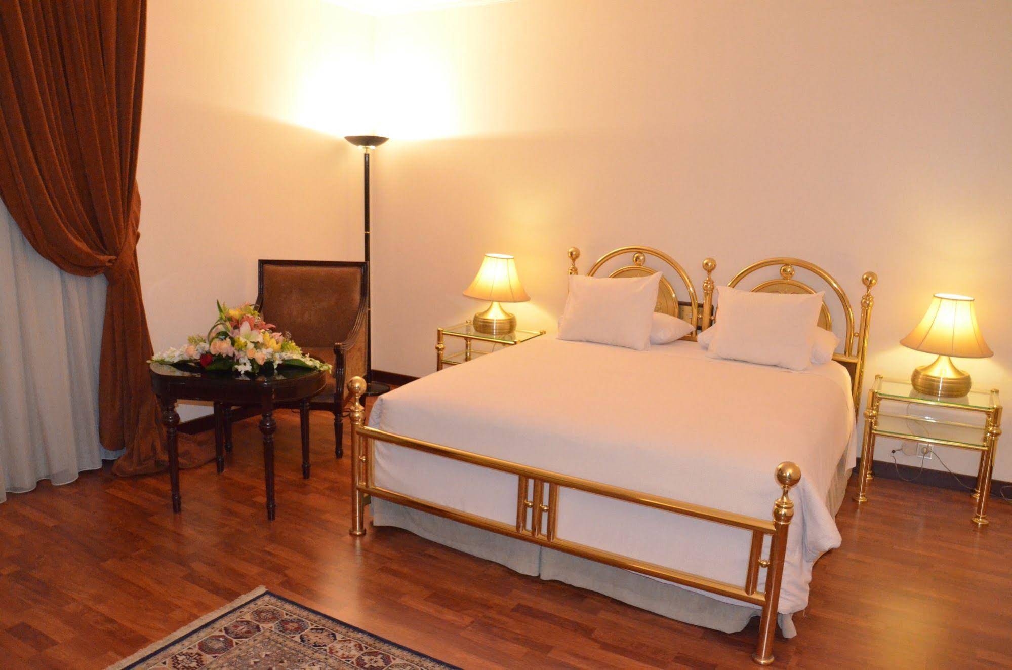 Saladin Hotel