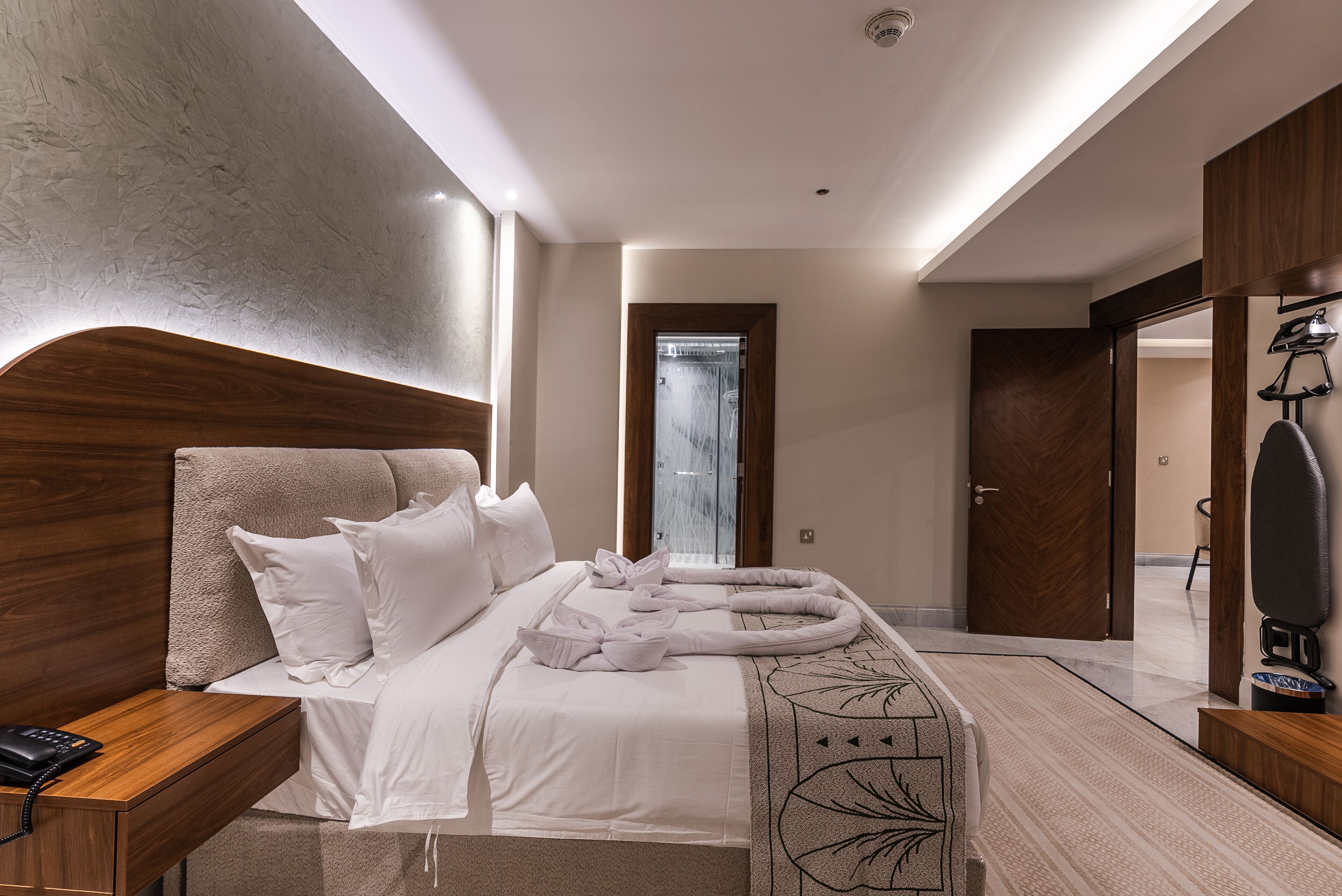 Tura Hotel
