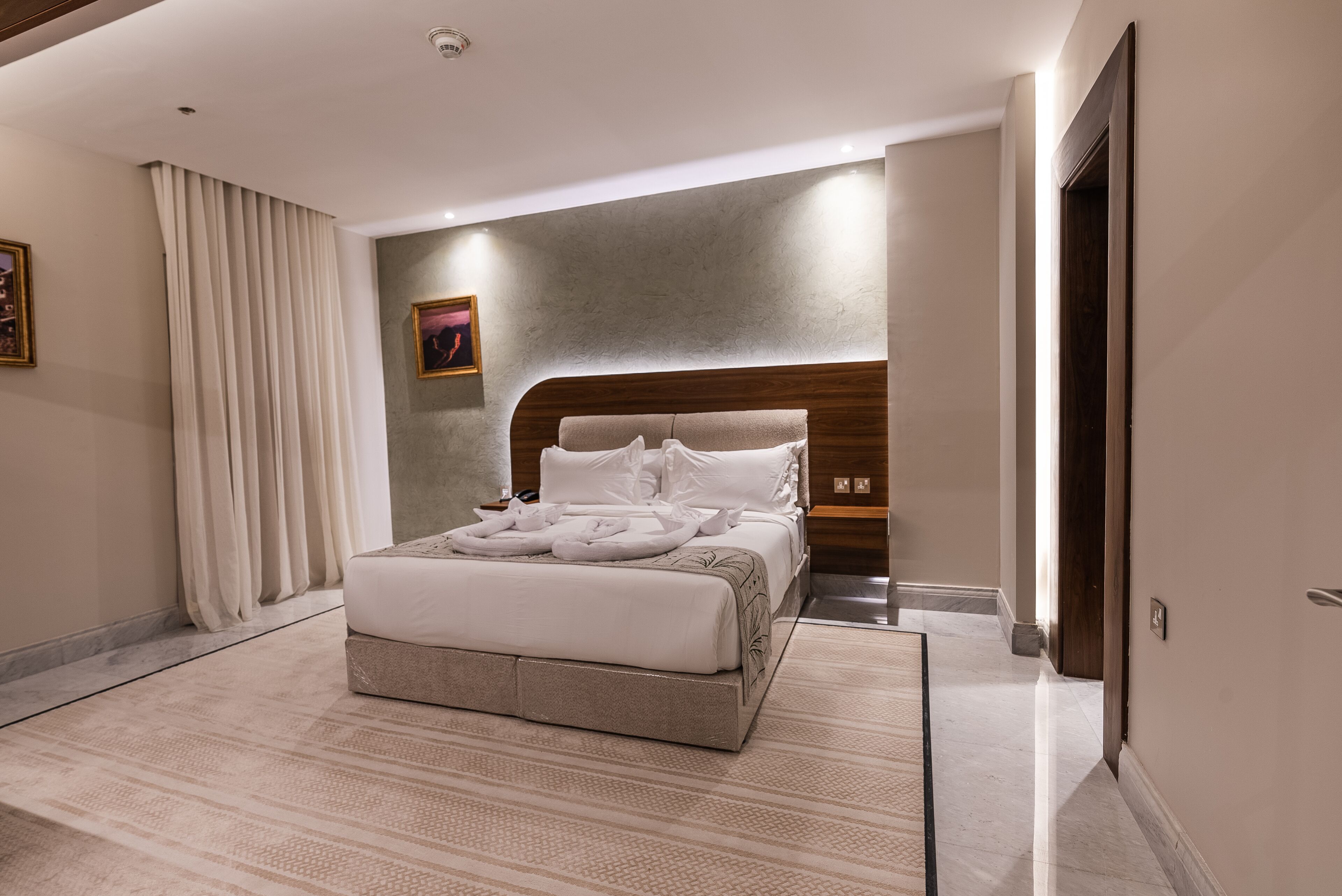 Tura Hotel