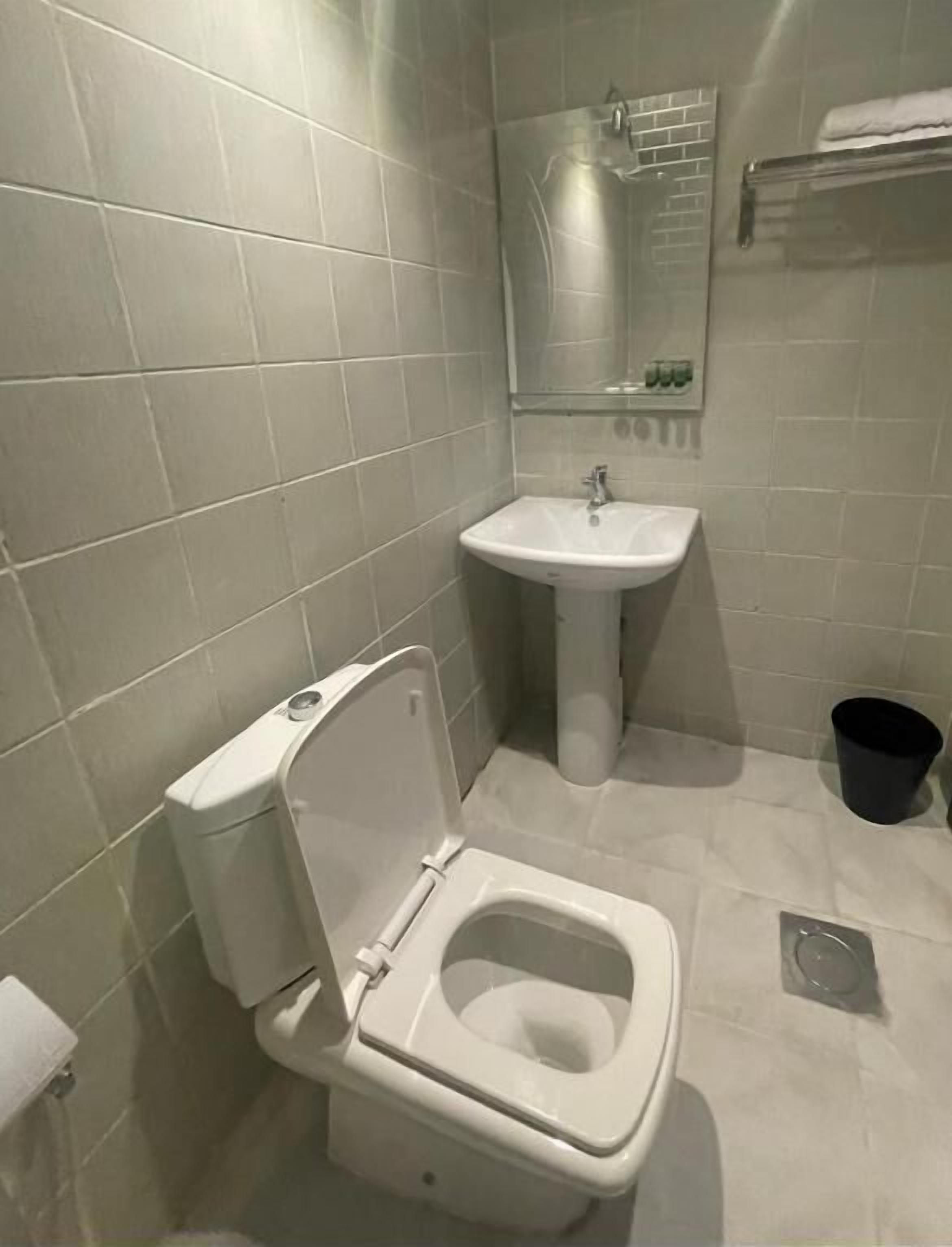 Lota Hotel