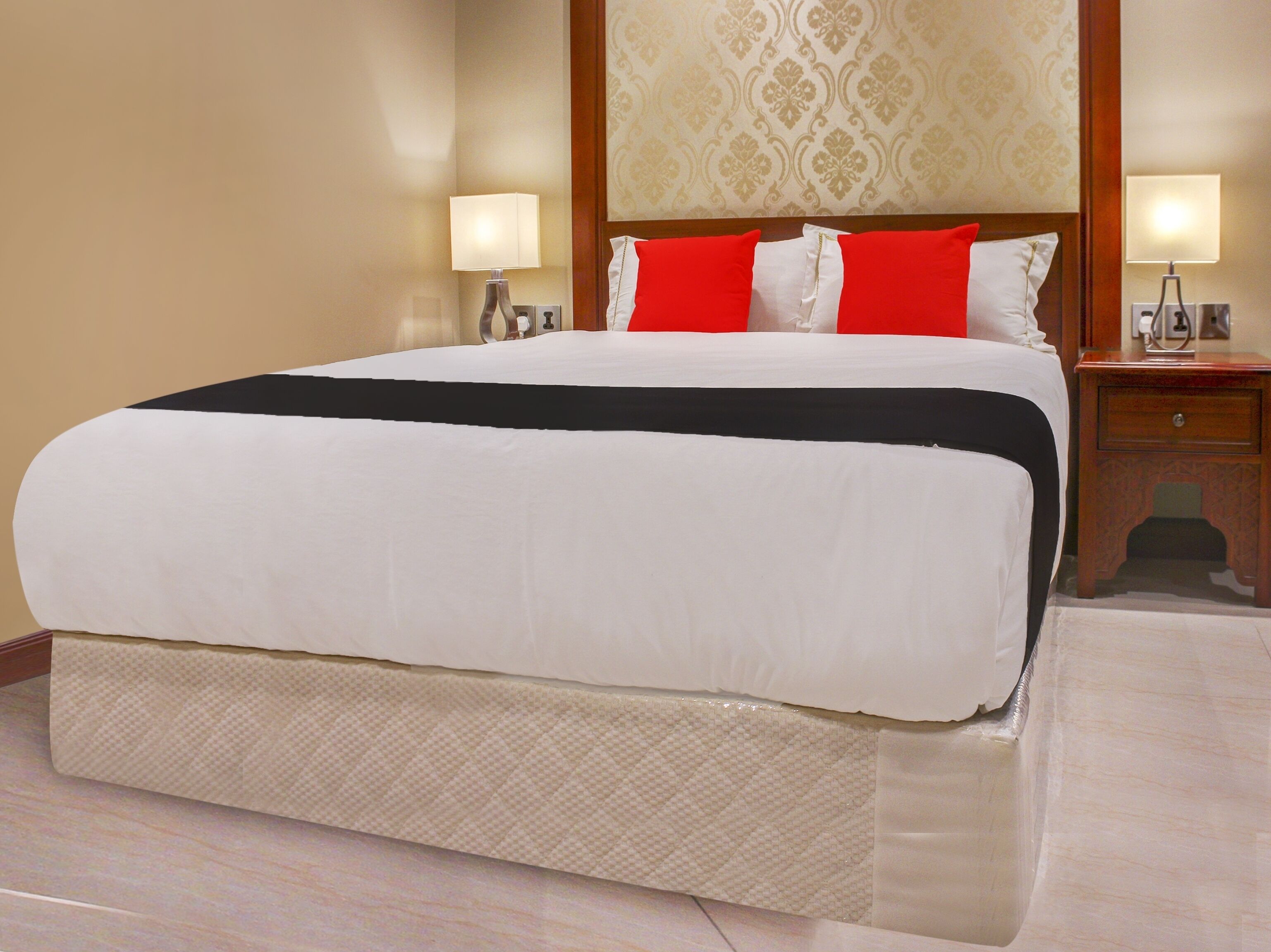 Capital O 581 Goldish Hotel