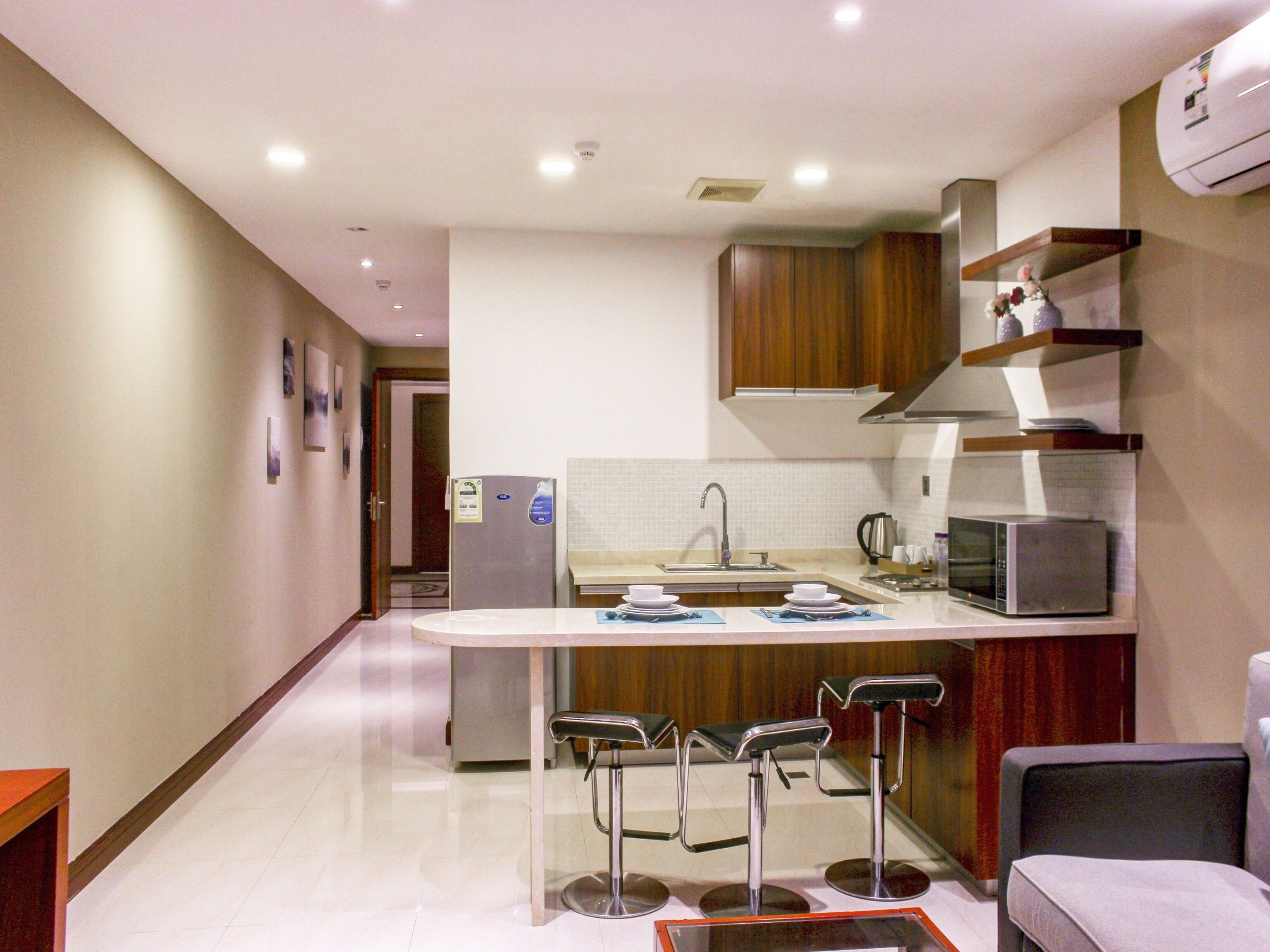 Capital O 581 Goldish Hotel