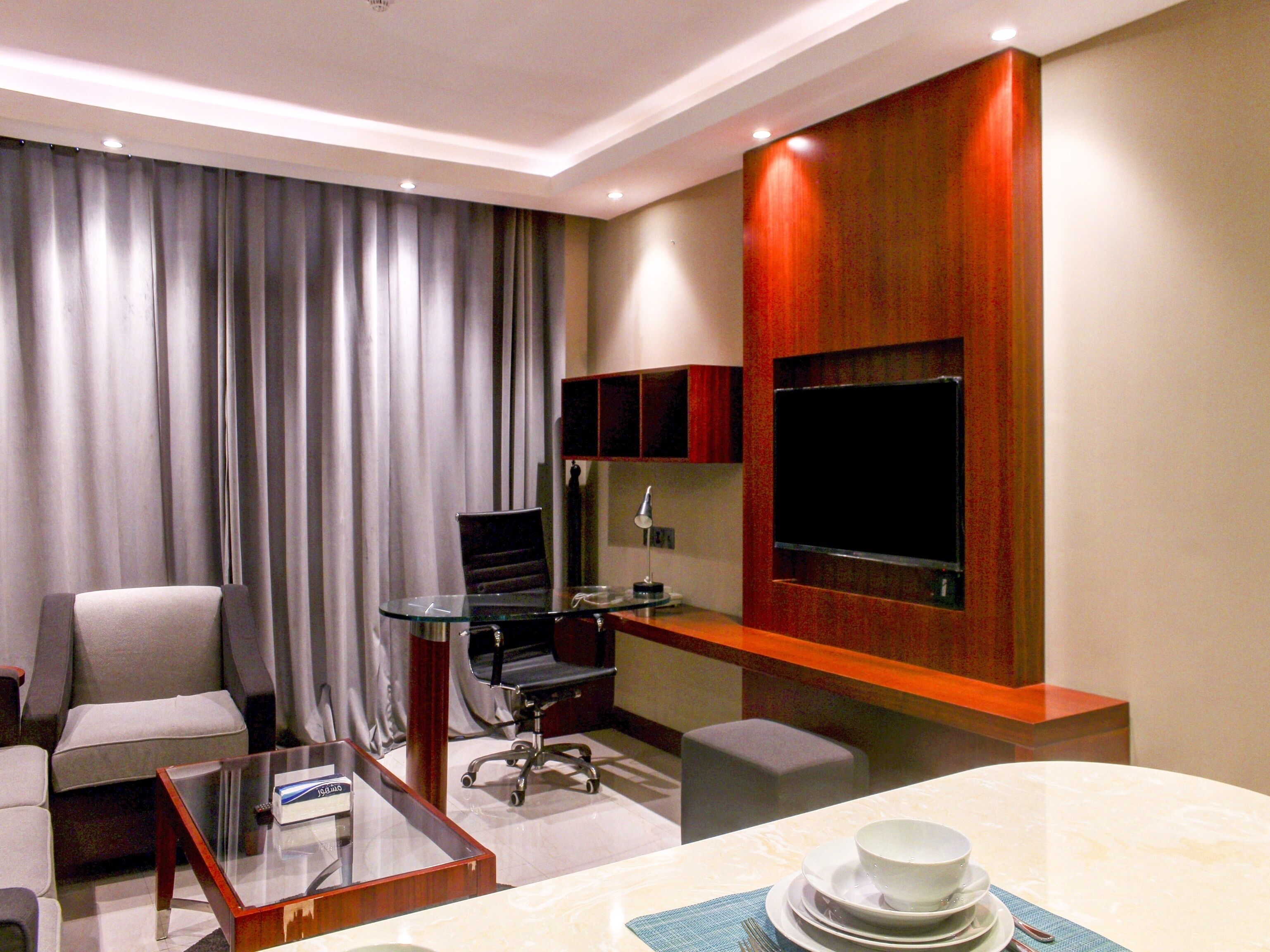 Capital O 581 Goldish Hotel