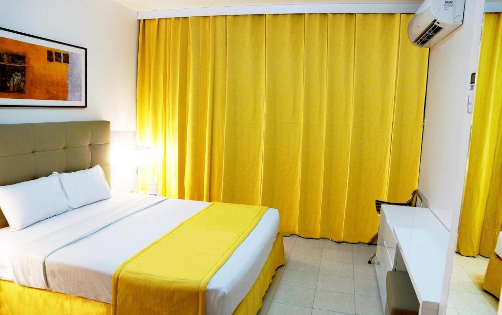 Golden Tulip Dana Bay Hotel
