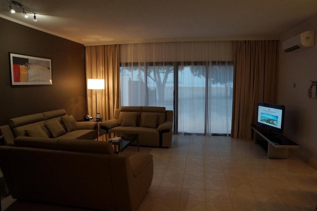 Golden Tulip Dana Bay Hotel