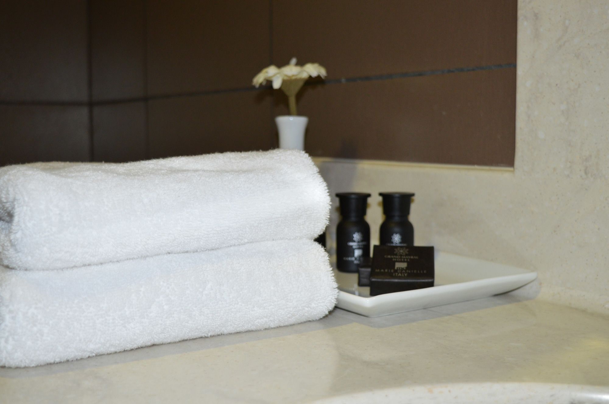 Grand Mayral Hotel