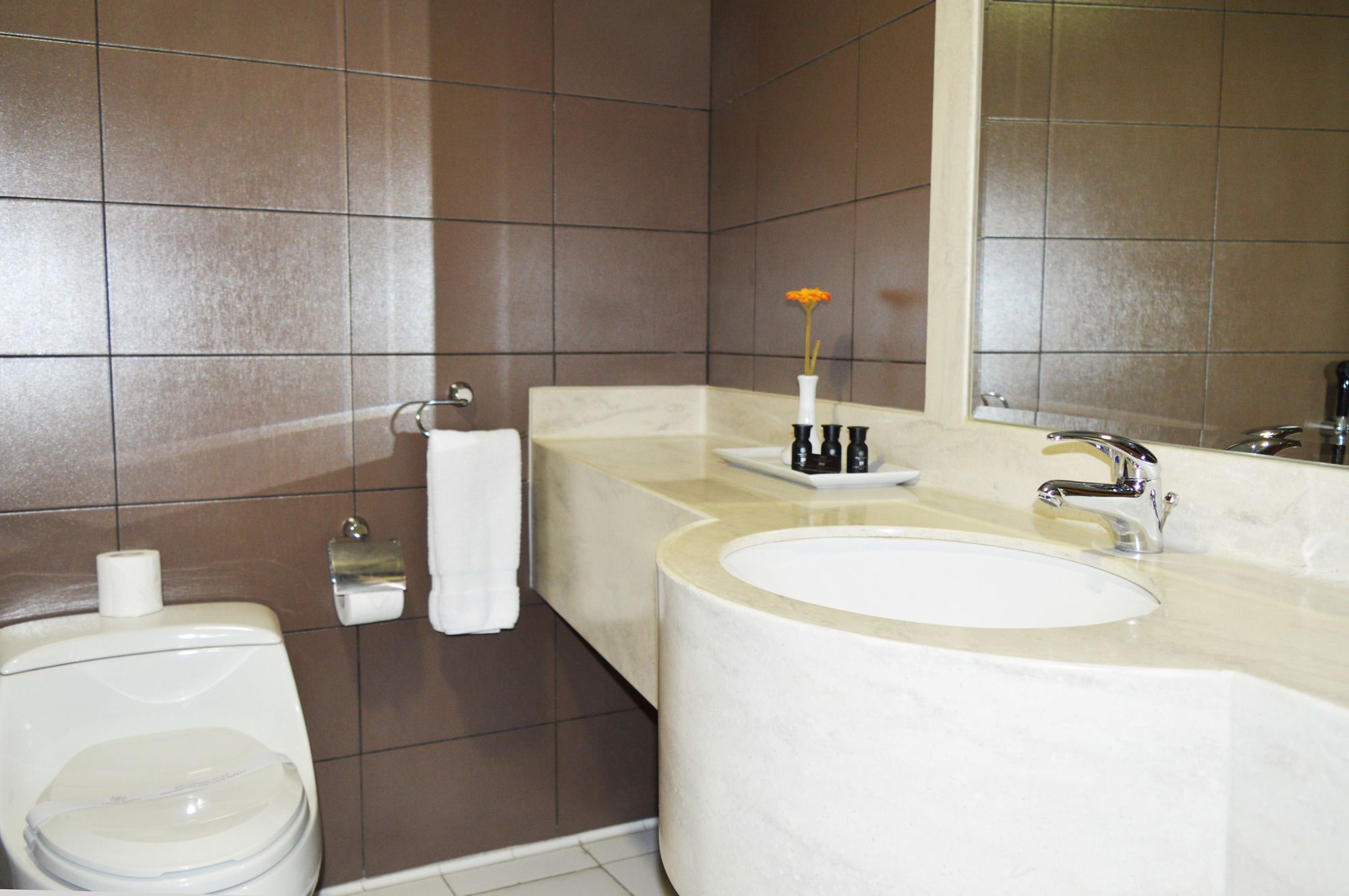 Grand Mayral Hotel