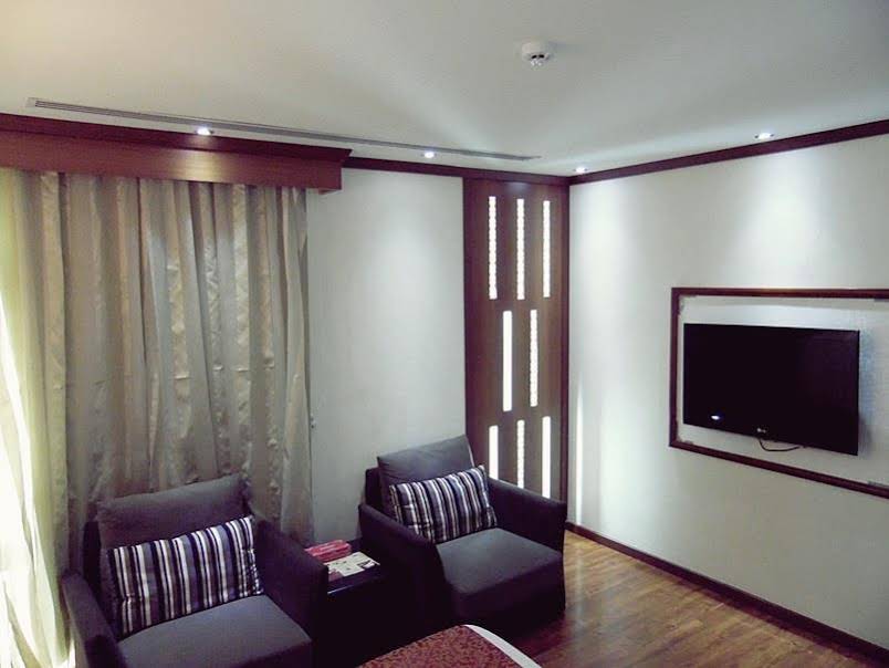 Lina Park Hotel Suites 1