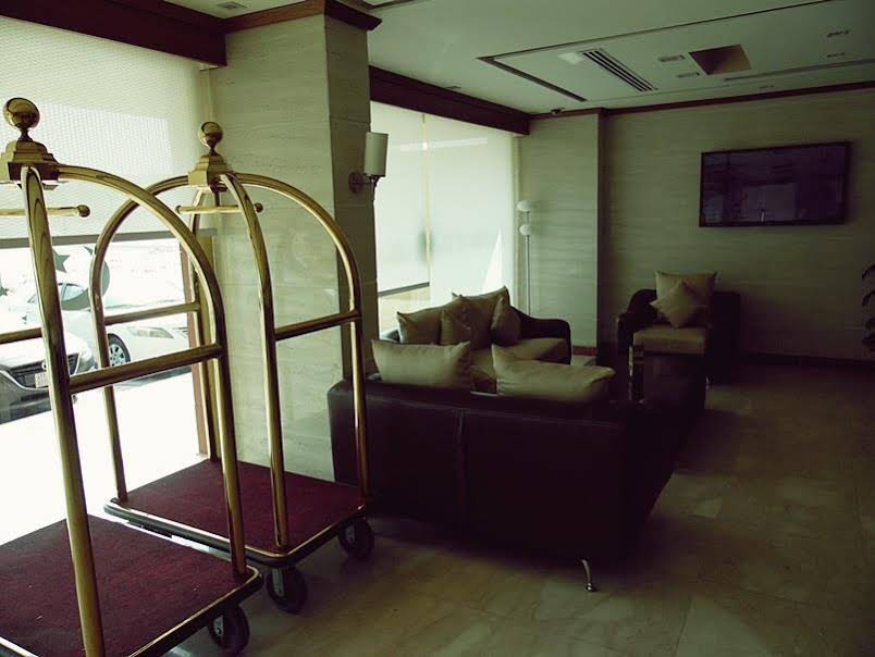 Lina Park Hotel Suites 1