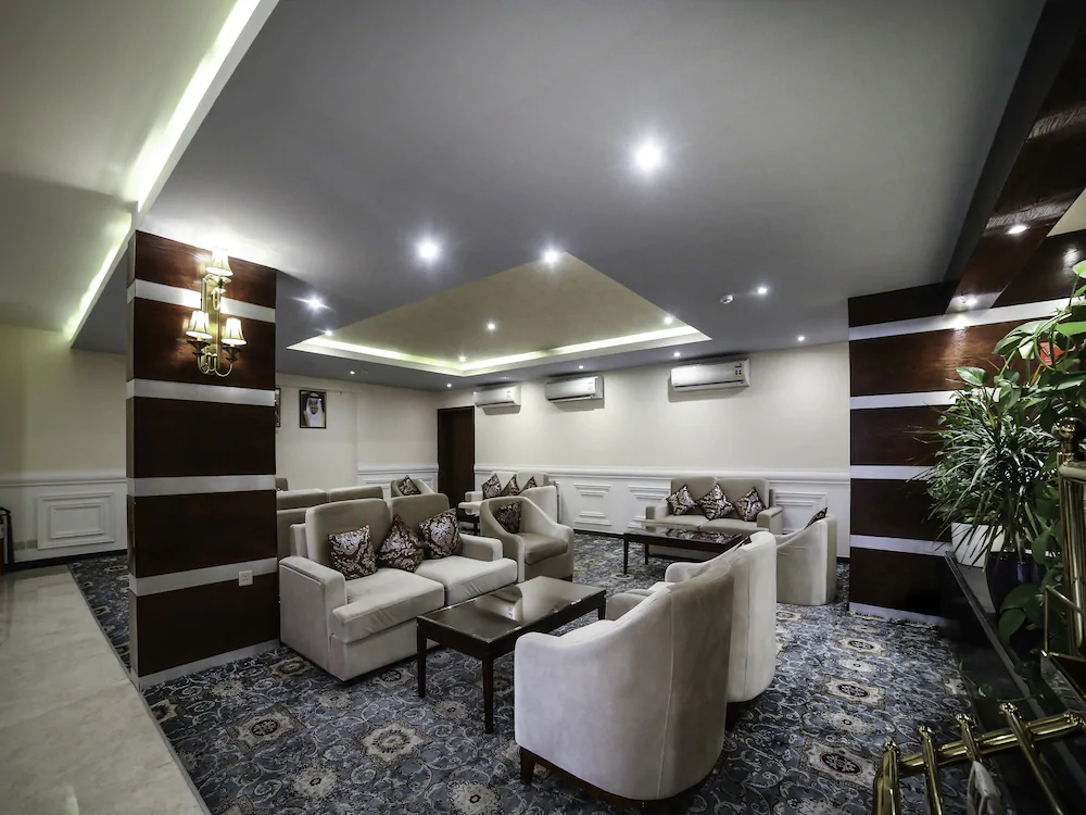 Night Inn Hotel by OYO Rooms