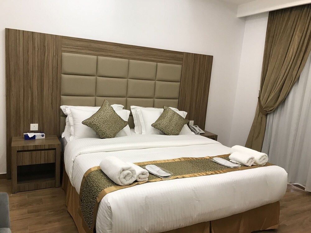 OYO 409 Enjaz Inn