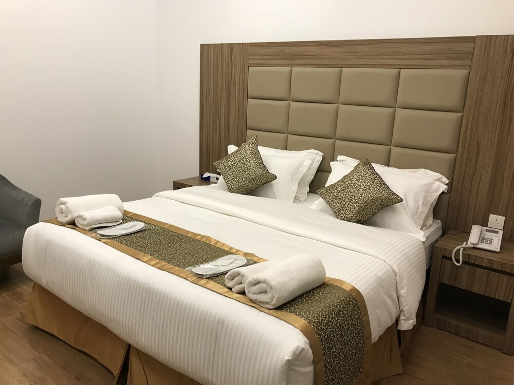 OYO 409 Enjaz Inn