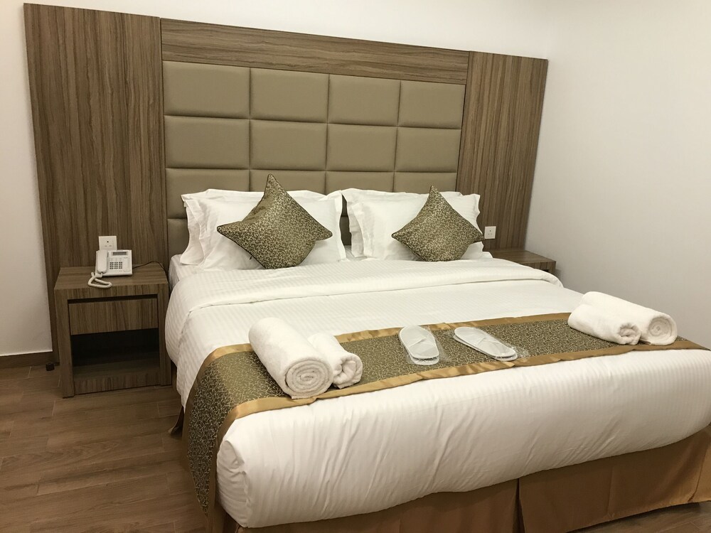 OYO 409 Enjaz Inn