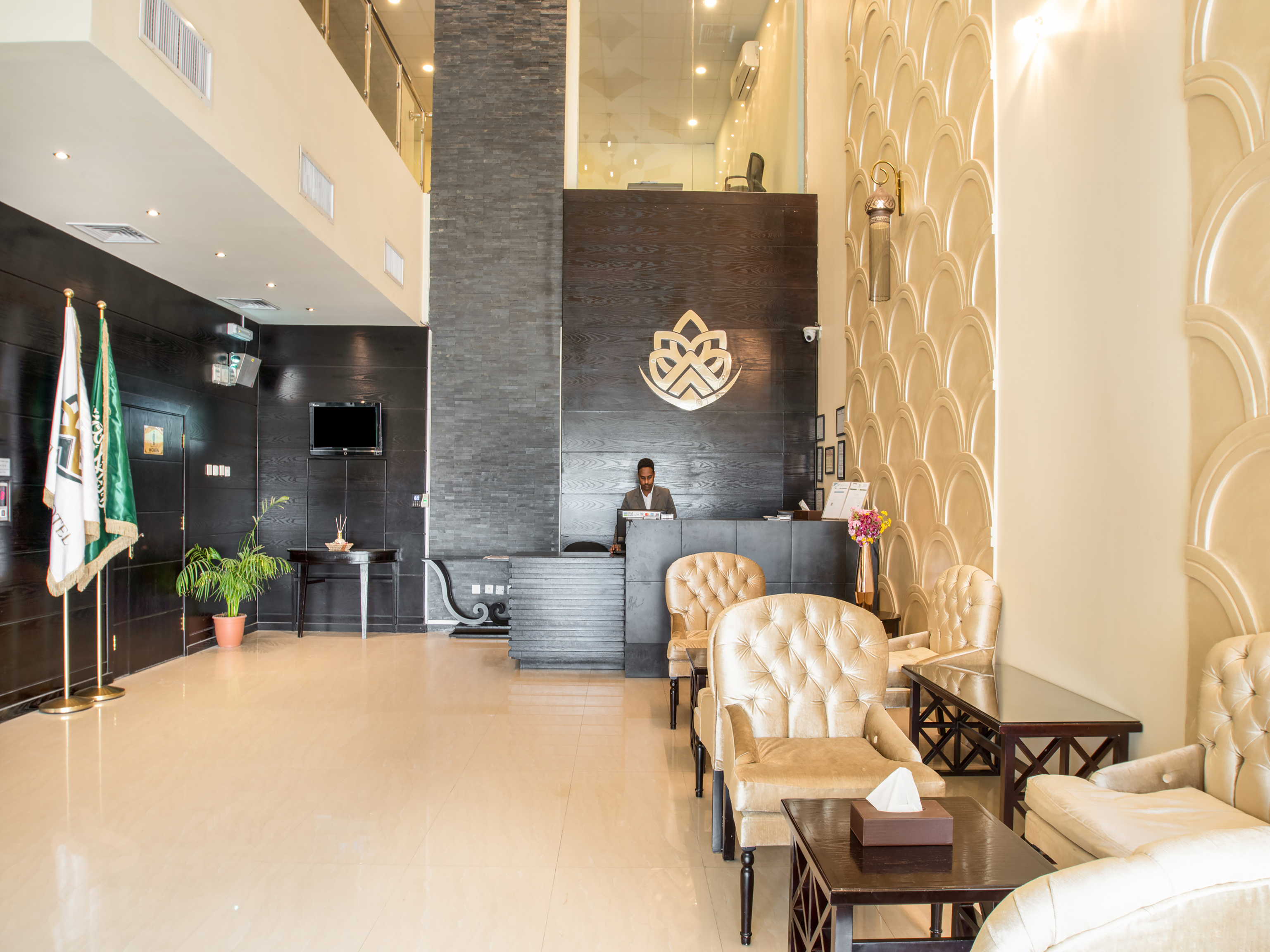 Romooz Inn Hotel Suites